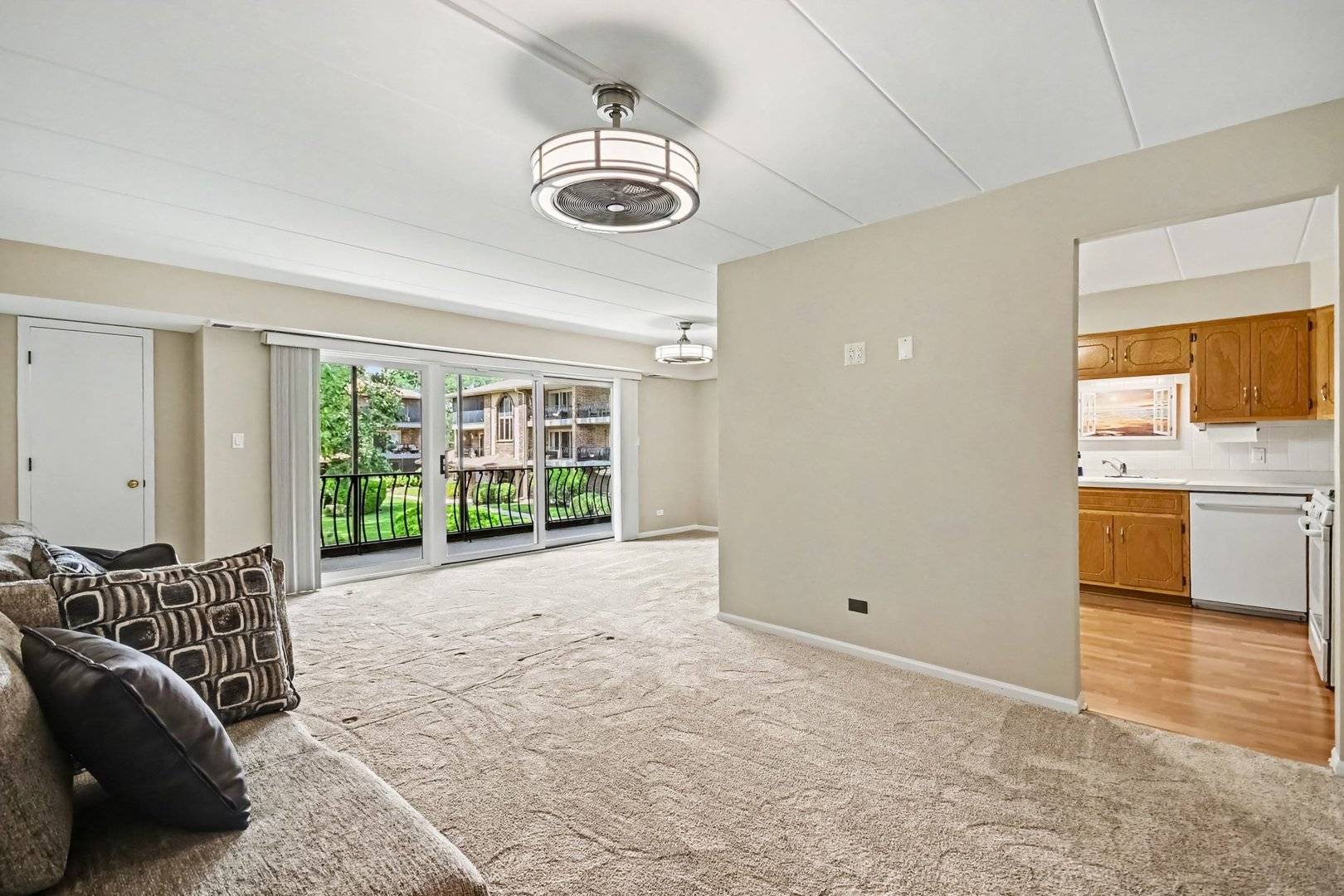 8842 W 140th ST #2B, Orland Park, IL 60462