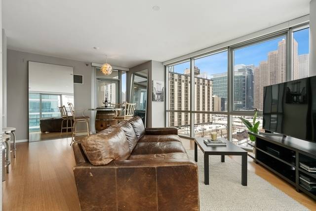 123 S Green ST #706B, Chicago, IL 60607