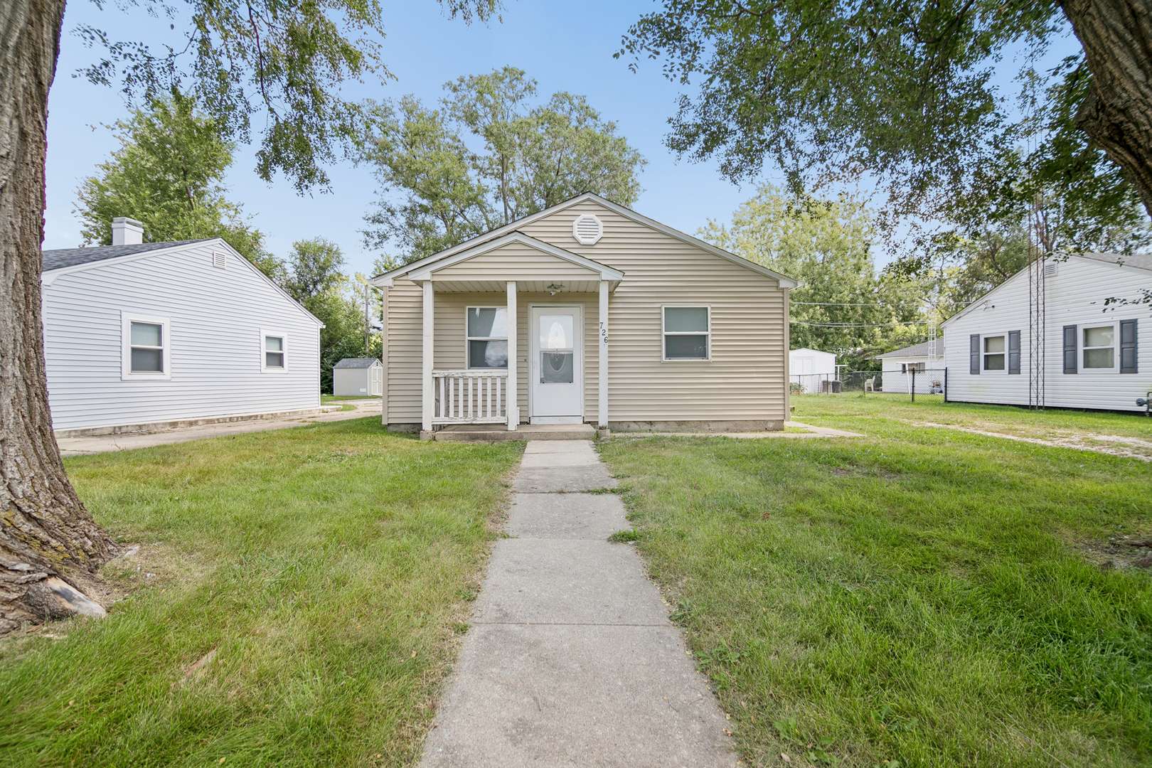 726 N Webster CIR, Kankakee, IL 60901