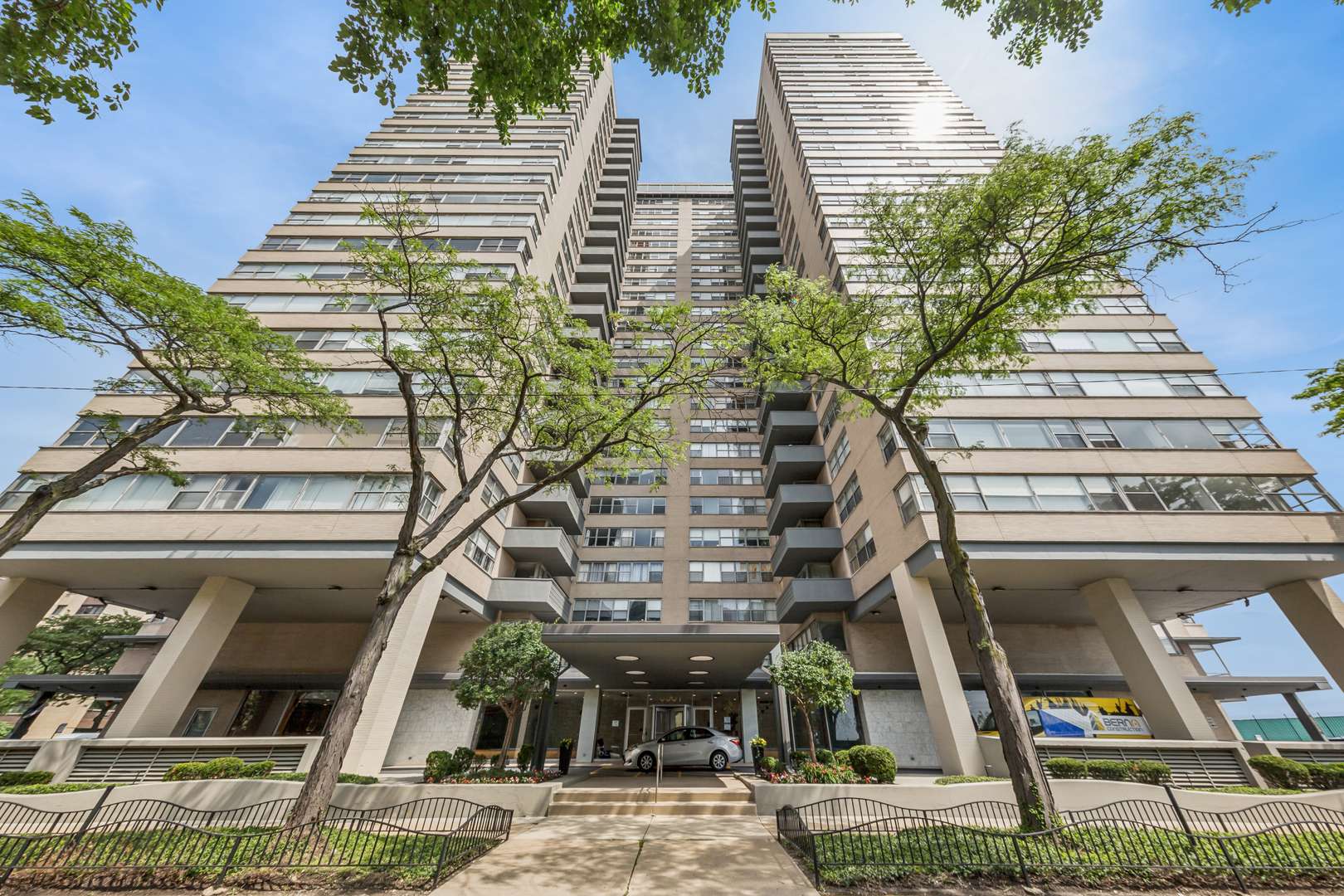 6301 N Sheridan RD #11K, Chicago, IL 60660