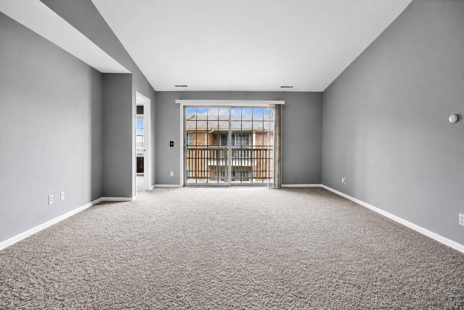 9835 Wildwood Circle #2c, Munster, IN 46321