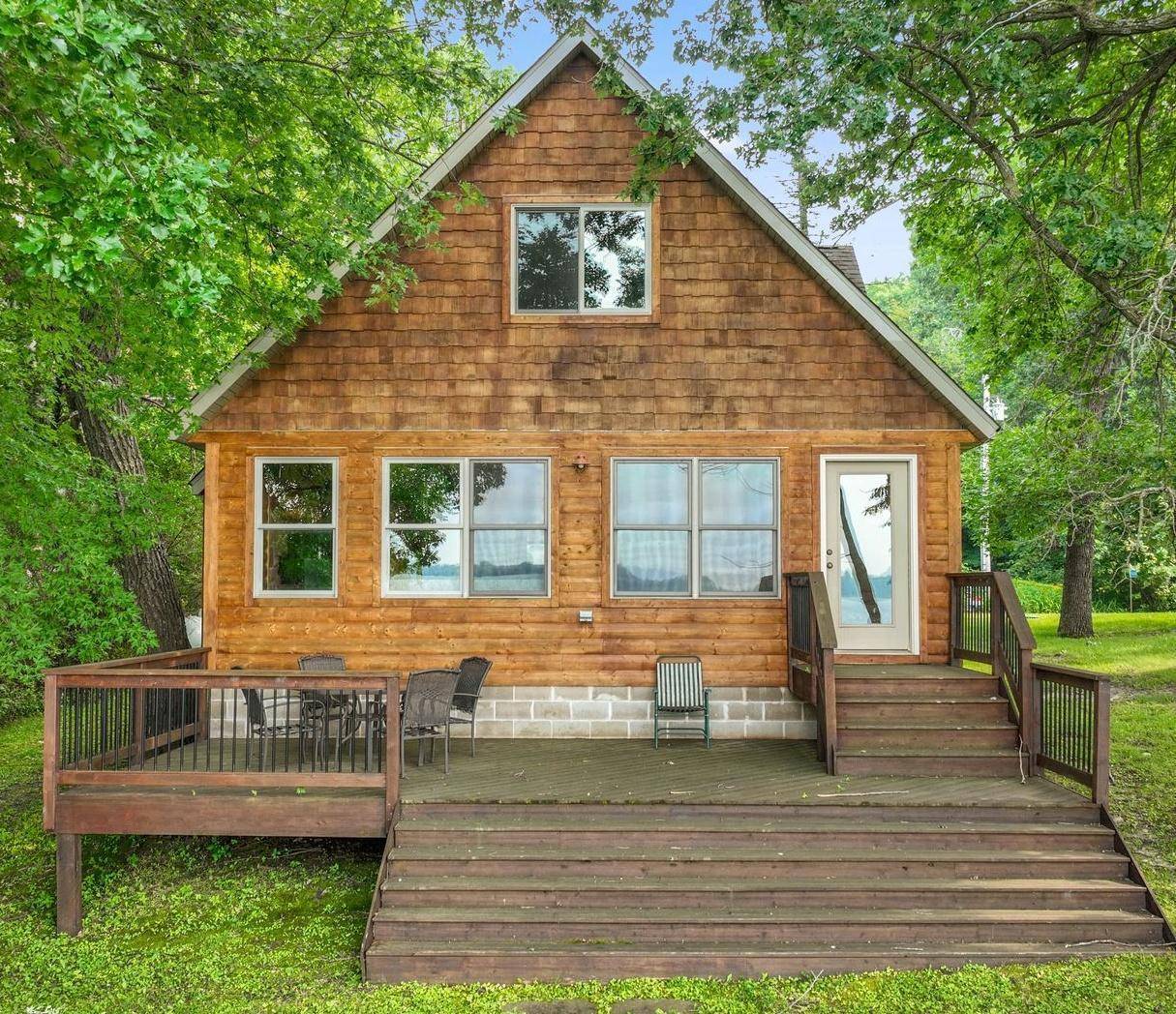 10215 Amery AVE NW, Monticello, MN 55362