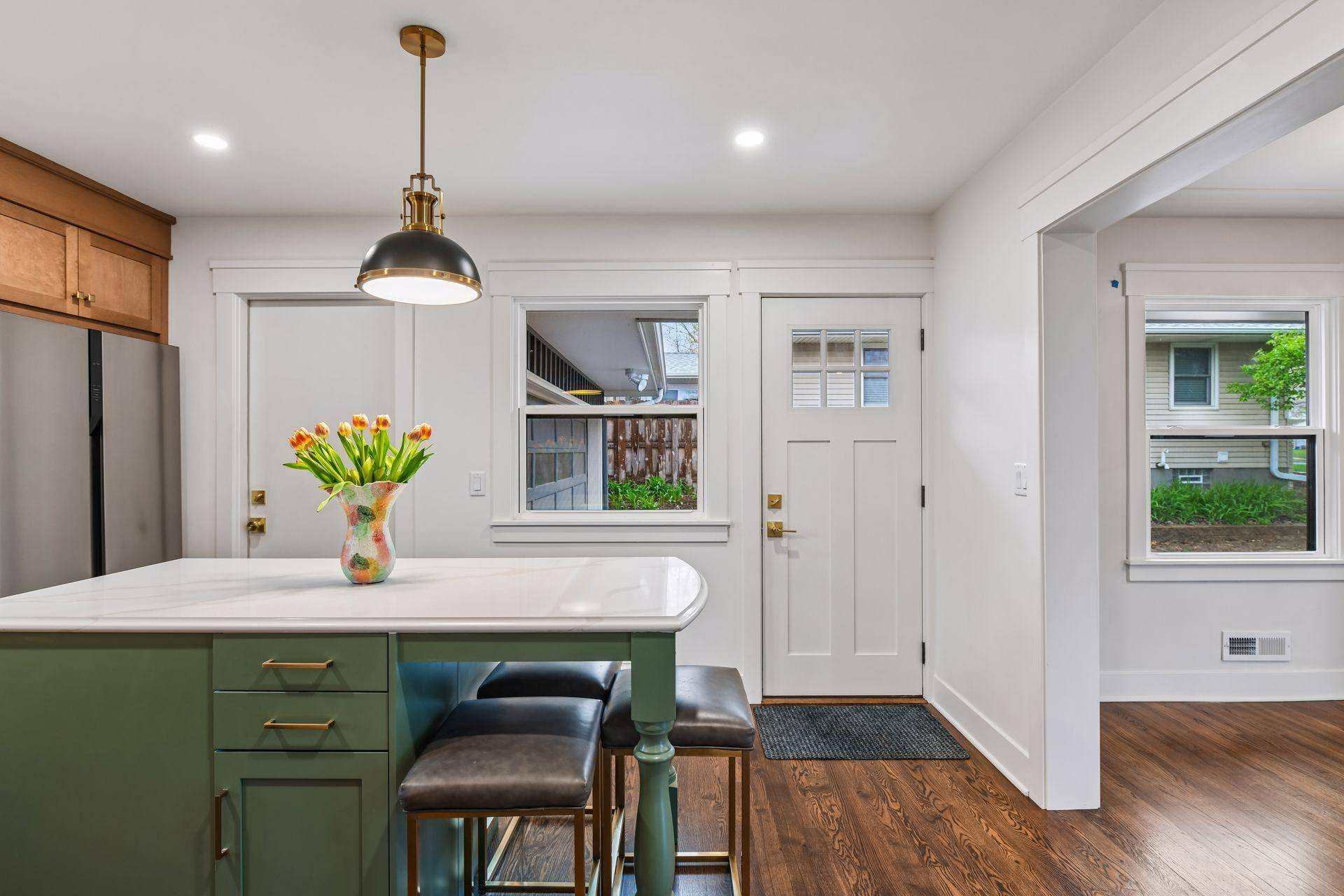 4625 Valley View RD, Edina, MN 55424