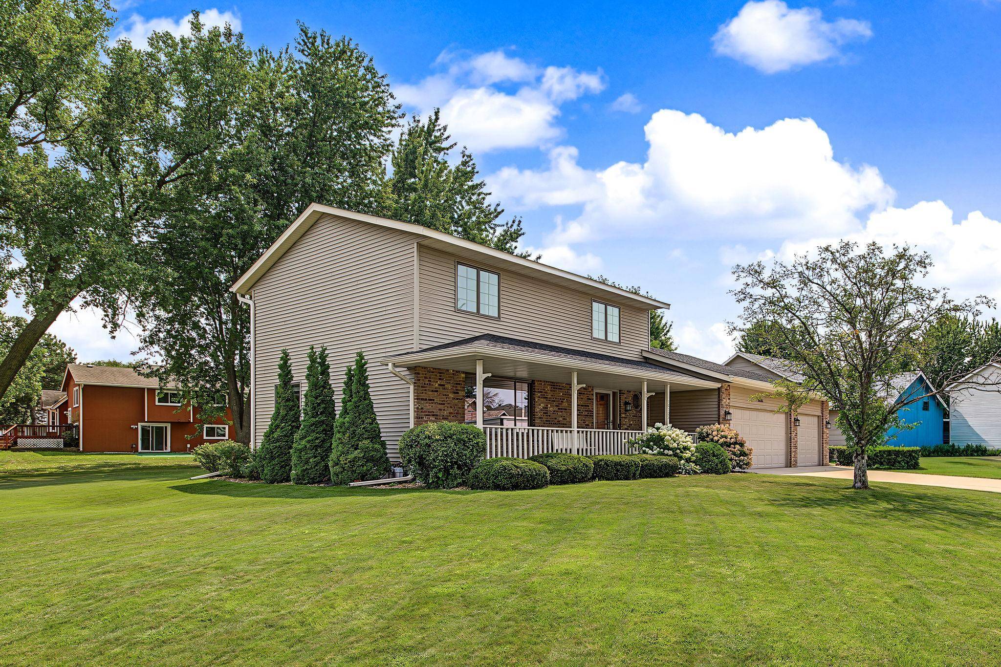 16205 Logarto LN, Lakeville, MN 55044