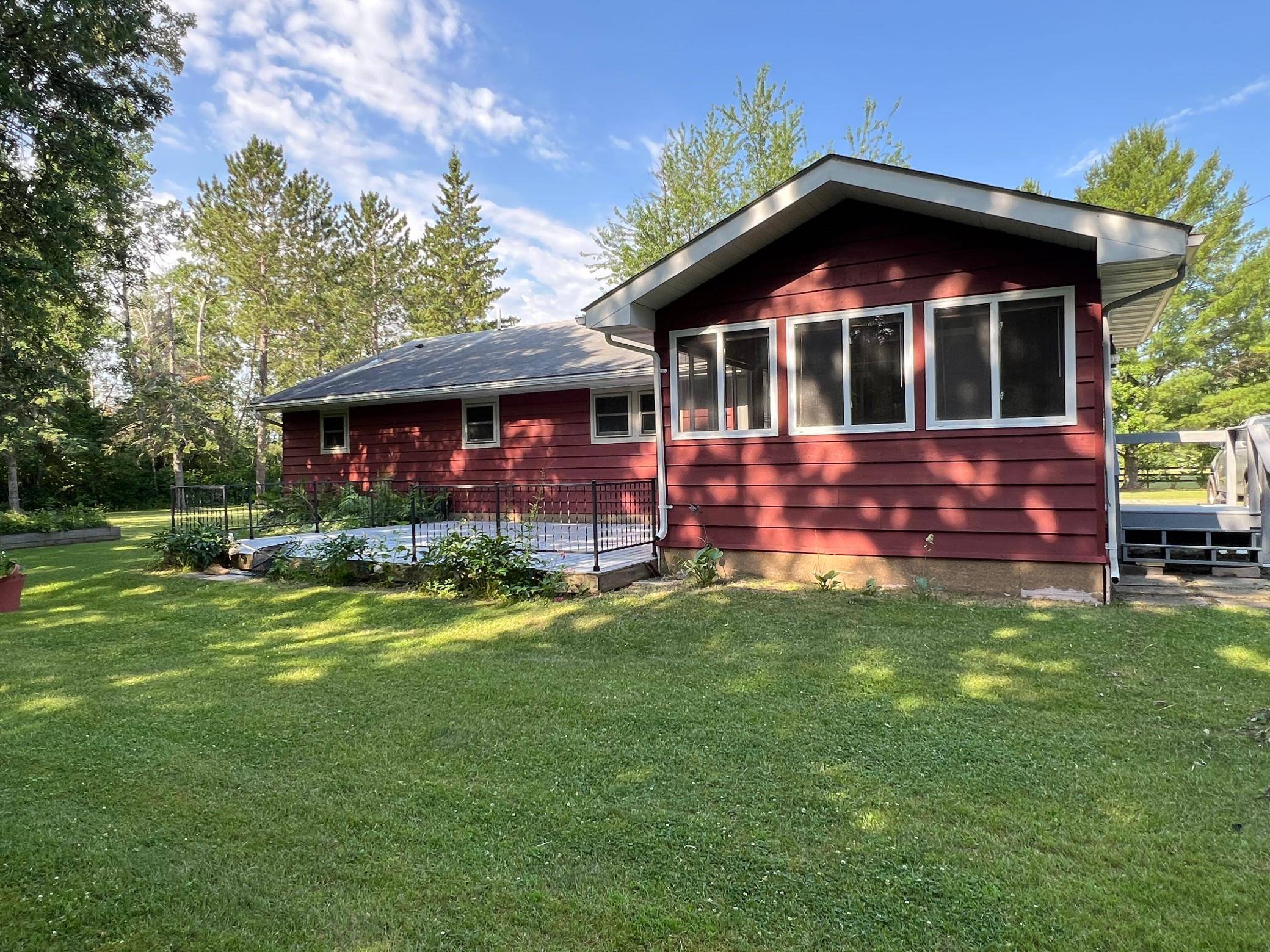 2904 State Highway 172 NW, Baudette, MN 56623