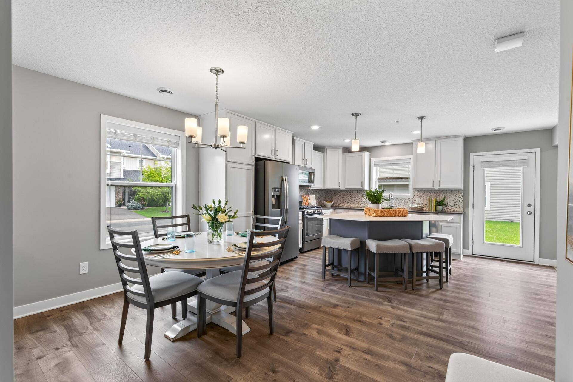 10270 Dallas LN N, Maple Grove, MN 55369