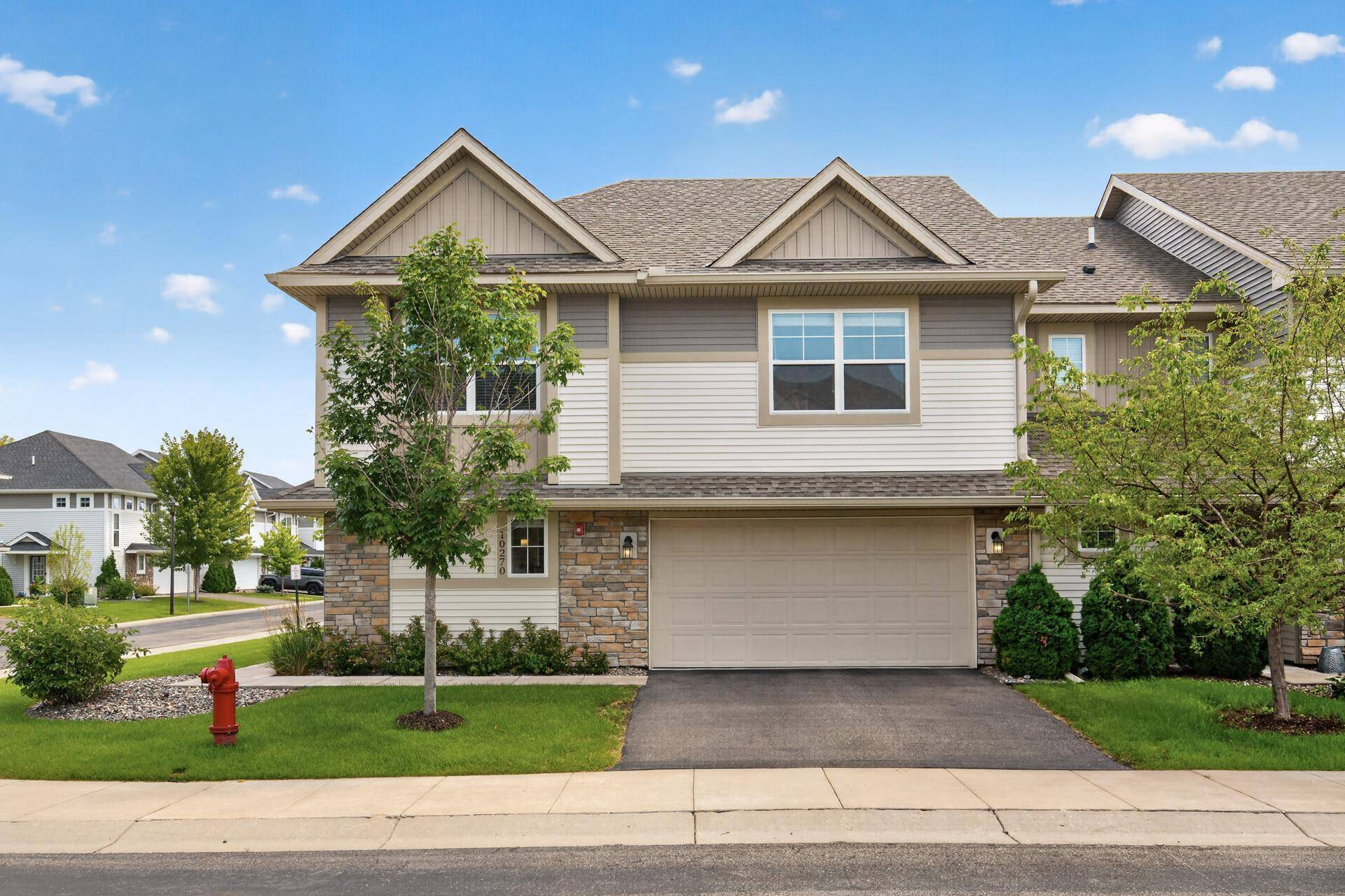 10270 Dallas LN N, Maple Grove, MN 55369