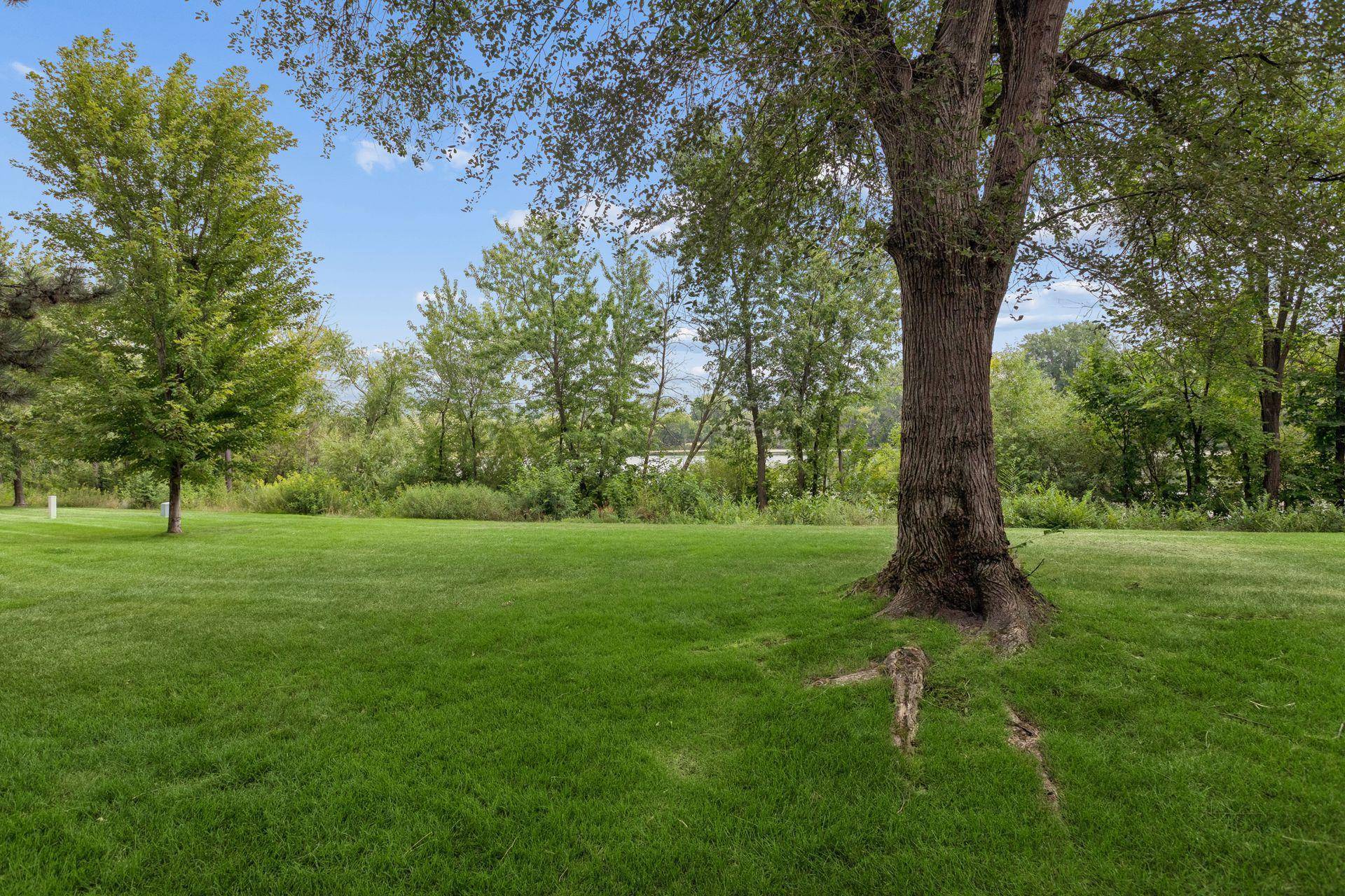 608 Sullivan DR NE, Columbia Heights, MN 55421