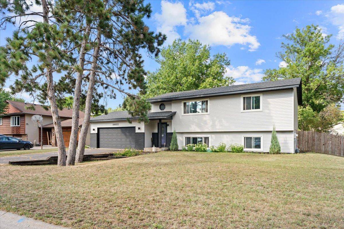 11902 Wisconsin AVE N, Champlin, MN 55316