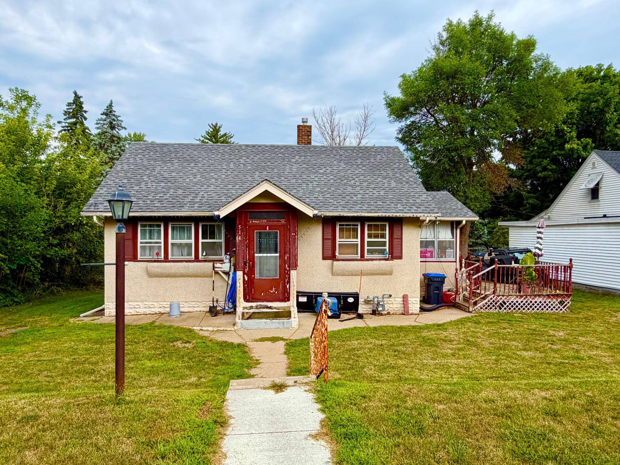 514 State ST E, Cannon Falls, MN 55009