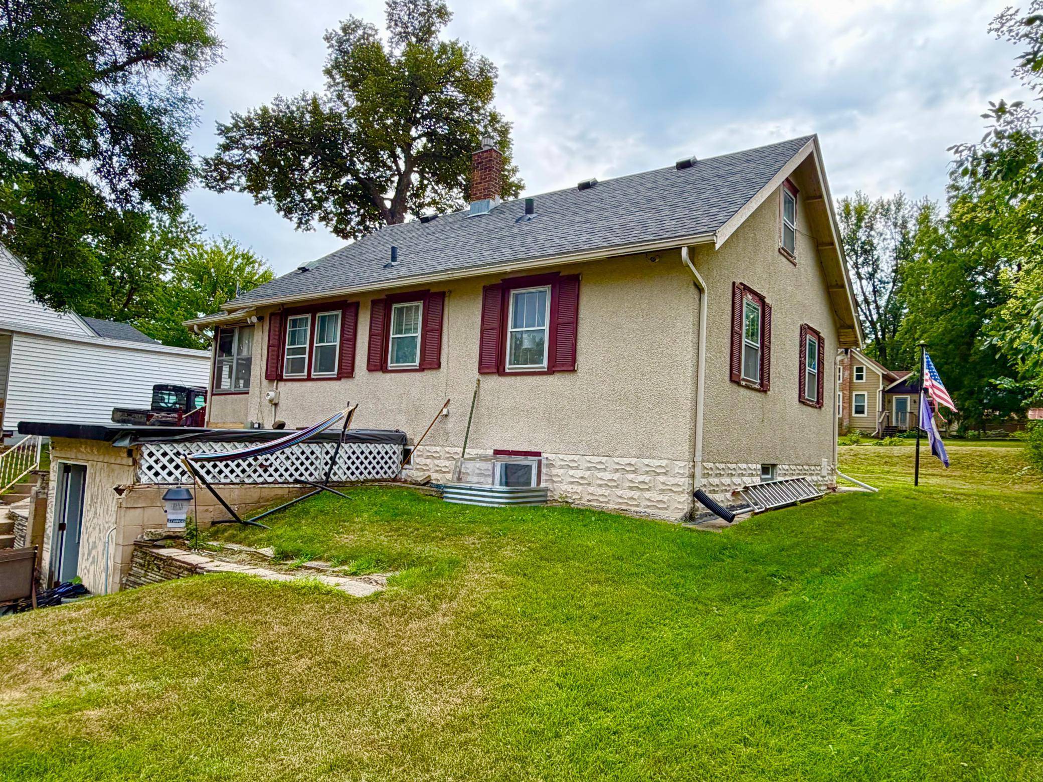 514 State ST E, Cannon Falls, MN 55009