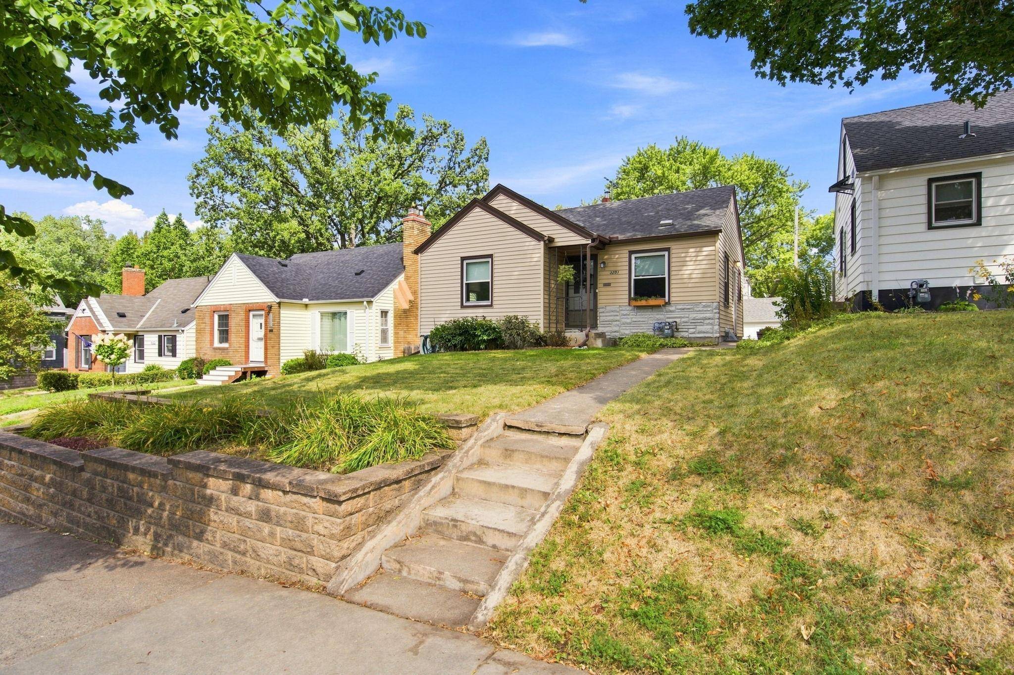 3251 Taylor ST NE, Minneapolis, MN 55418