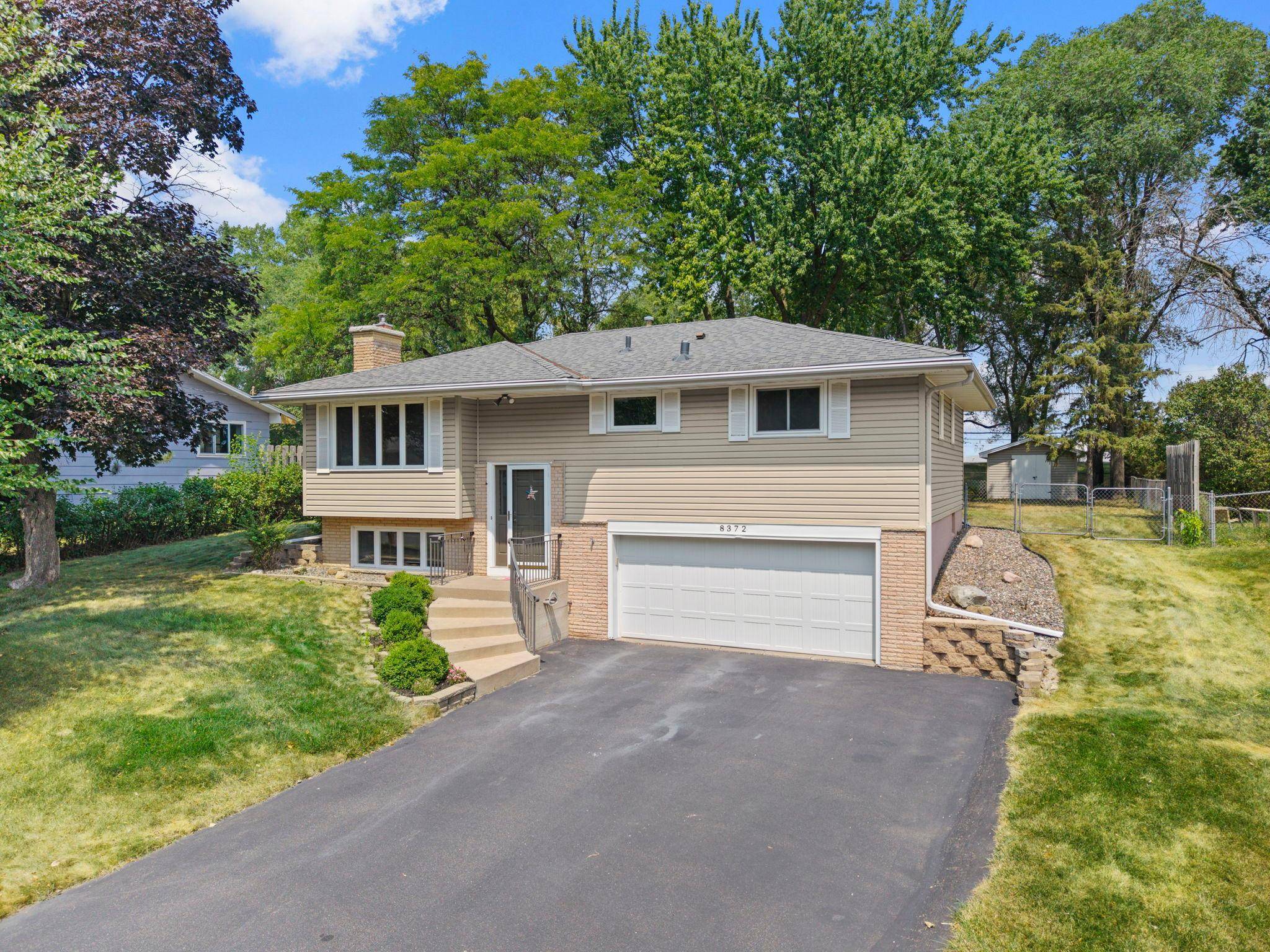 8372 50th AVE N, New Hope, MN 55428
