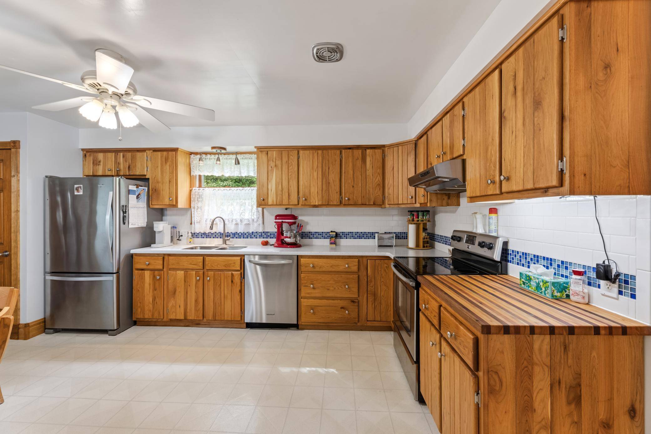 13611 State 16, Houston, MN 55943