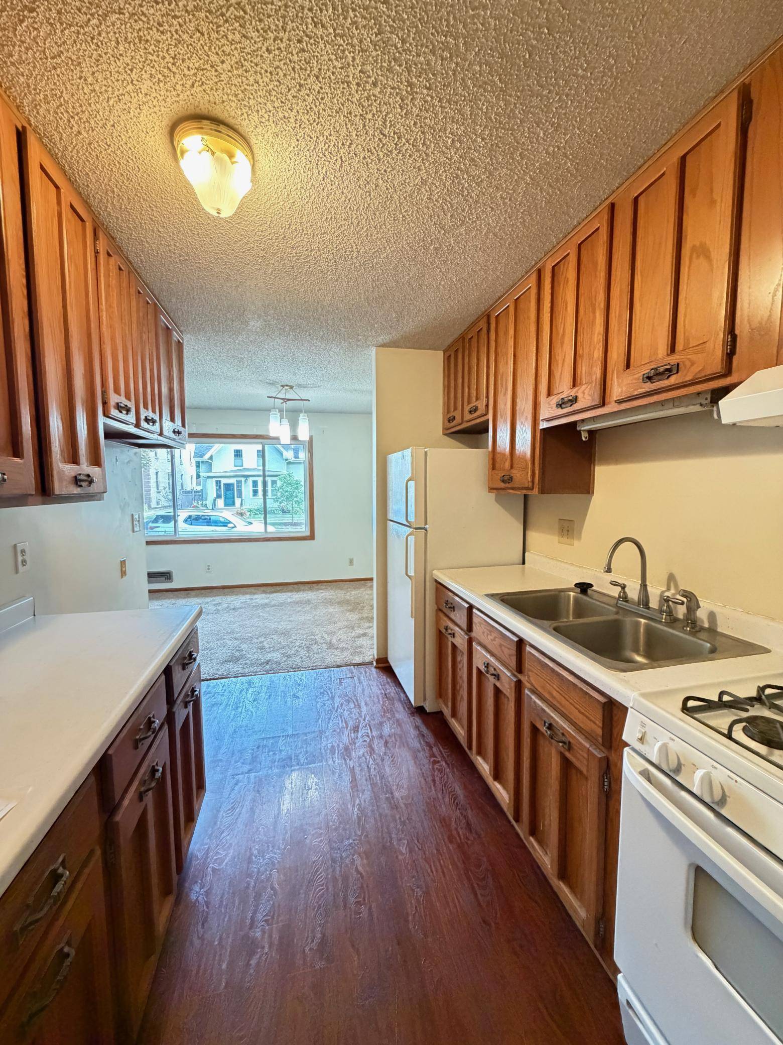 711 5th AVE SE, Minneapolis, MN 55414