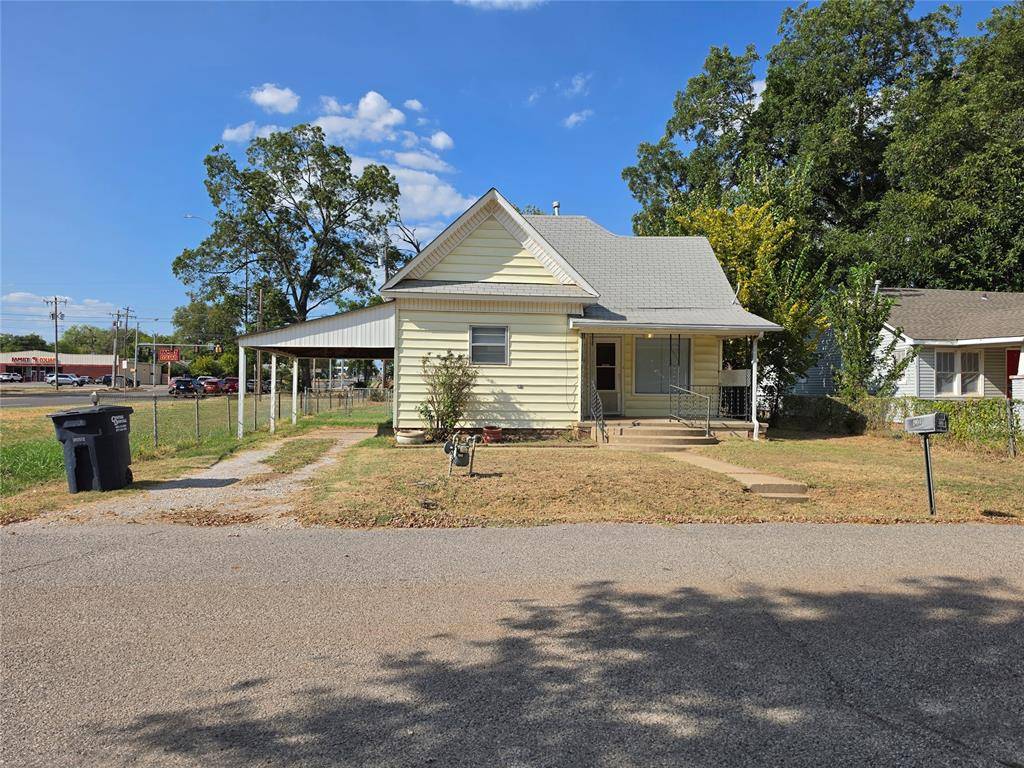 904 E 7th ST, Shawnee, OK 74801