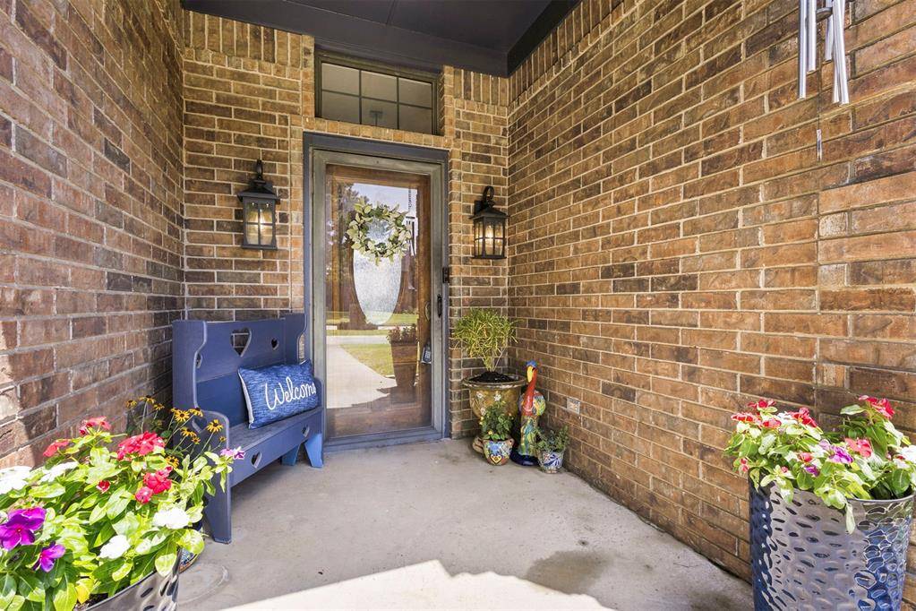 1316 Windsor PL, Shawnee, OK 74804