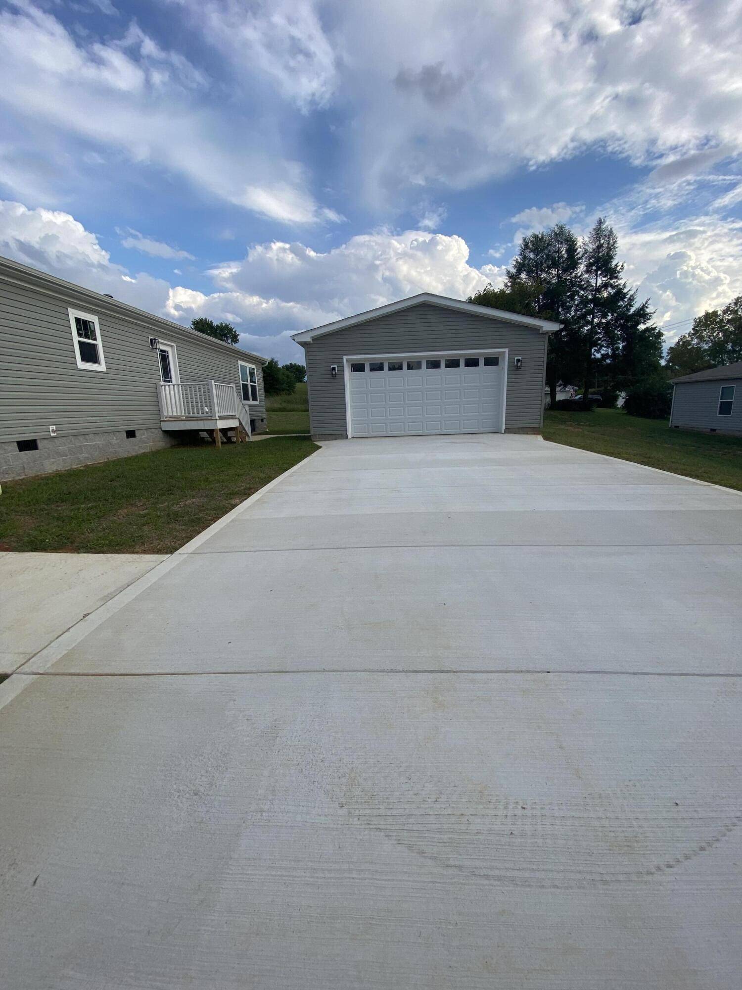 173 Dode Street Street, Sweetwater, TN 37874