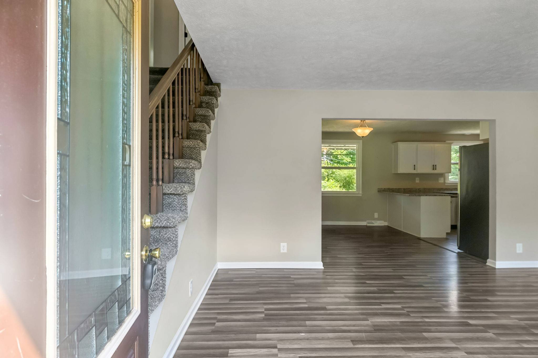 305 Cainridge Dr, Clarksville, TN 37040
