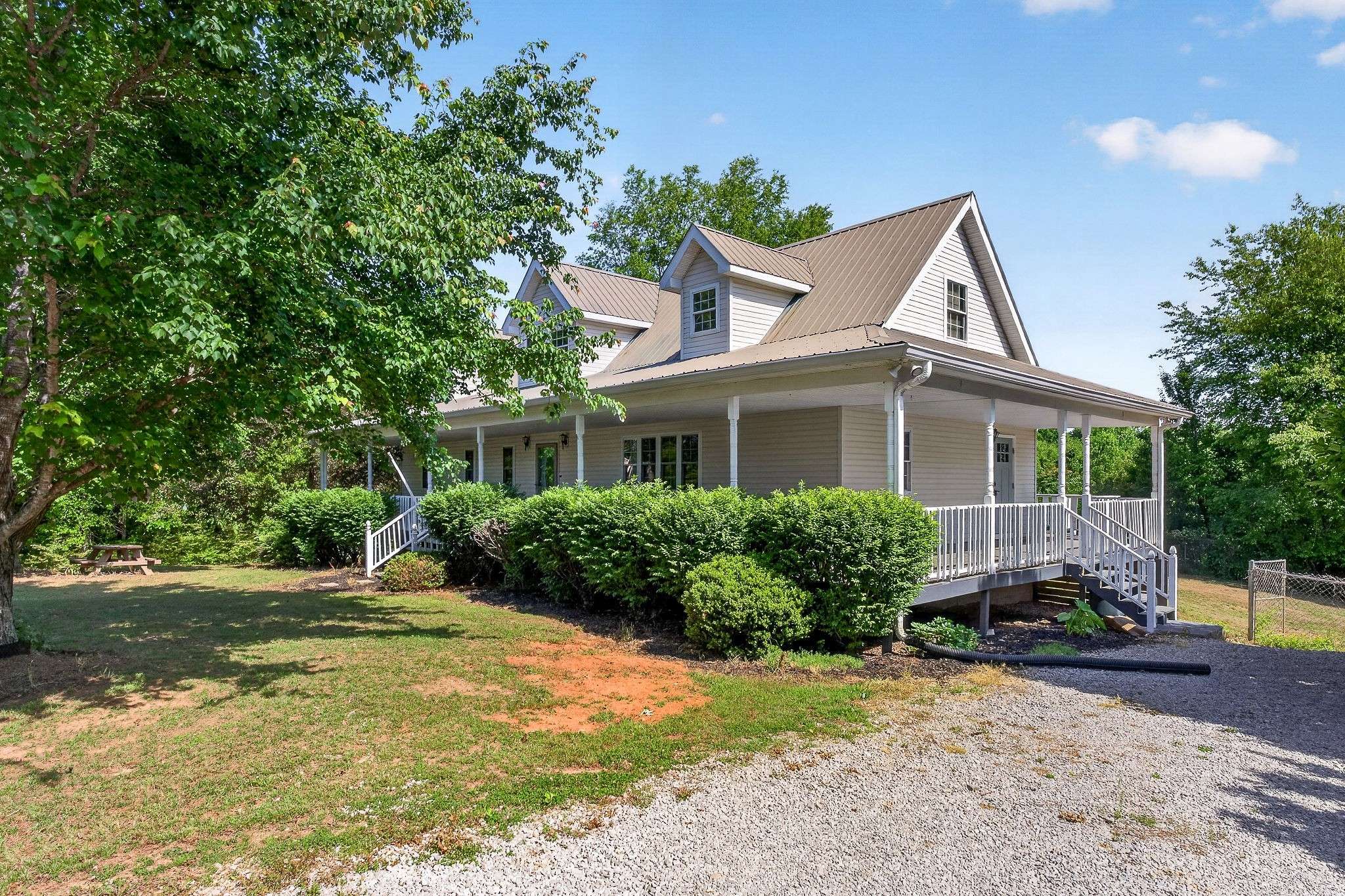 412 Rock Station Rd, Rock Island, TN 38581