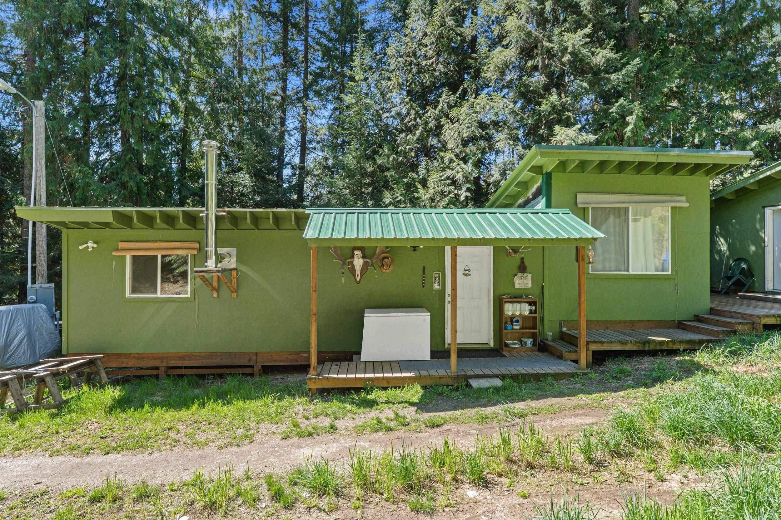 30762 N Leclerc Rd, Ione, WA 99139