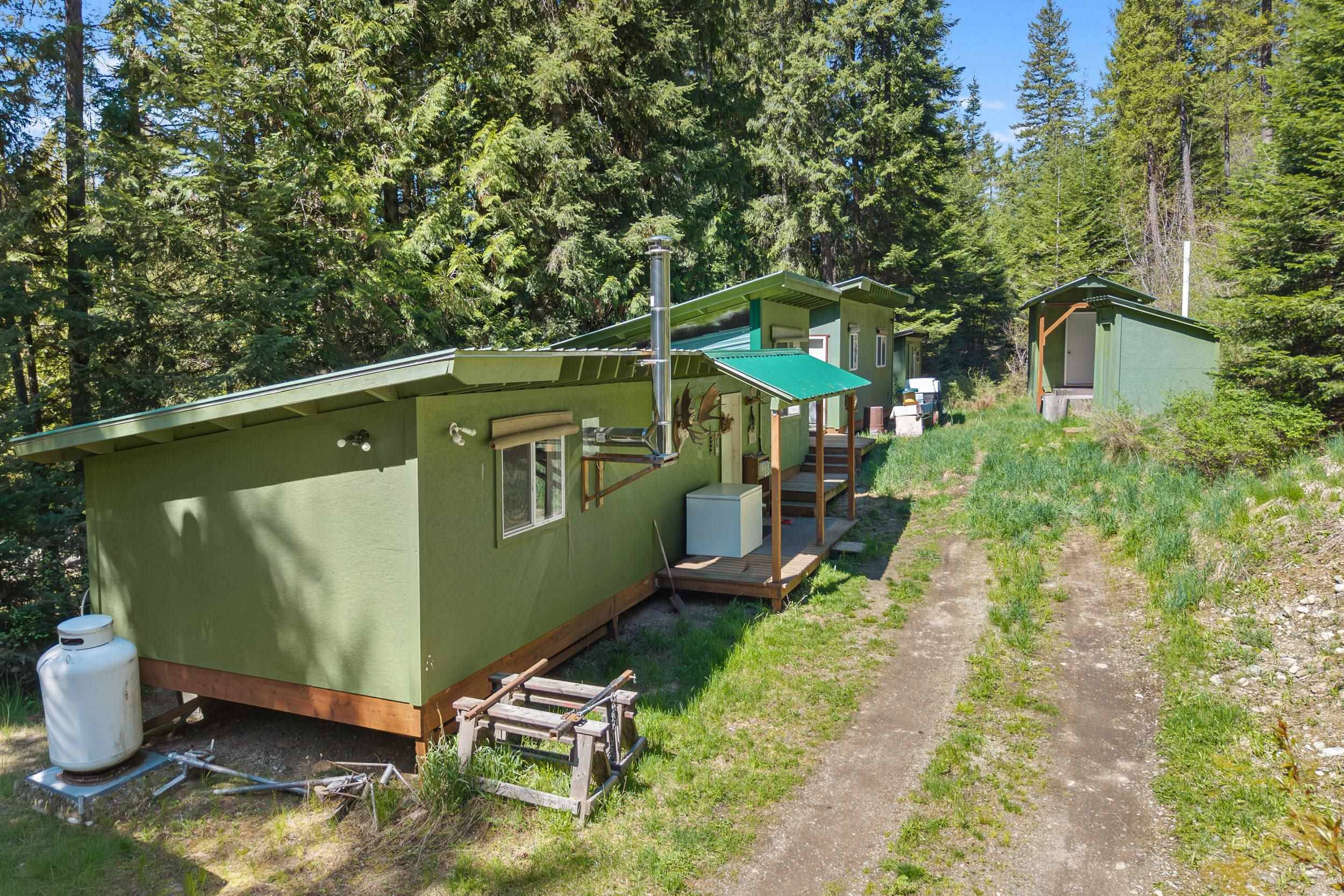 30762 N Leclerc Rd, Ione, WA 99139
