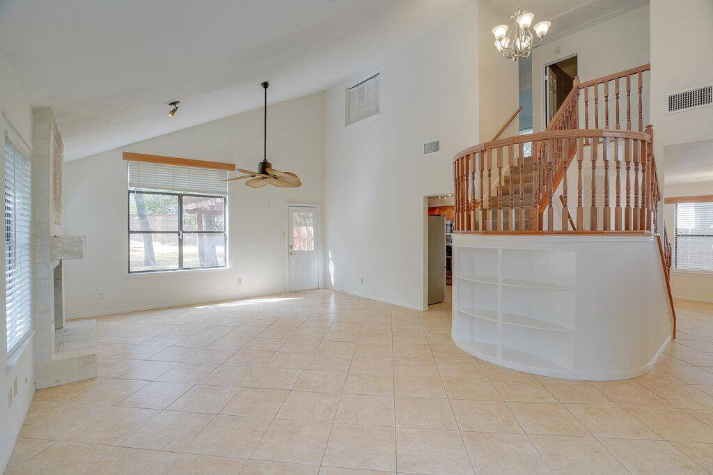 8625 Ephraim RD, Austin, TX 78717