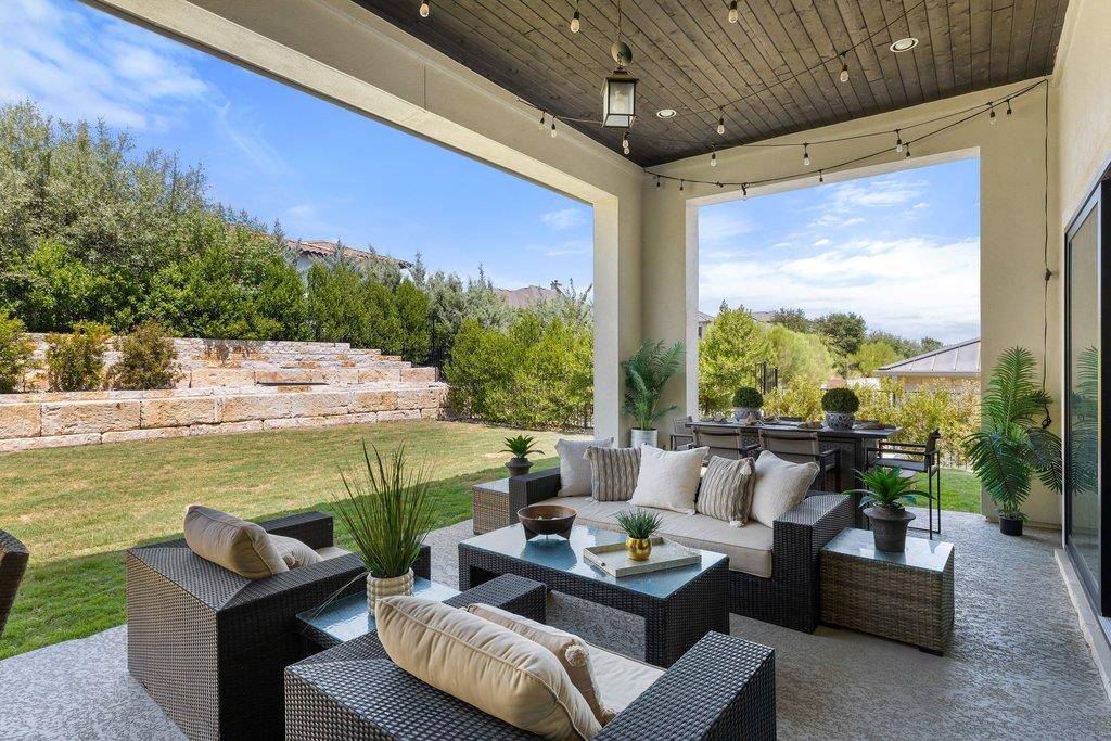 411 Ringtail Stream DR, Austin, TX 78738