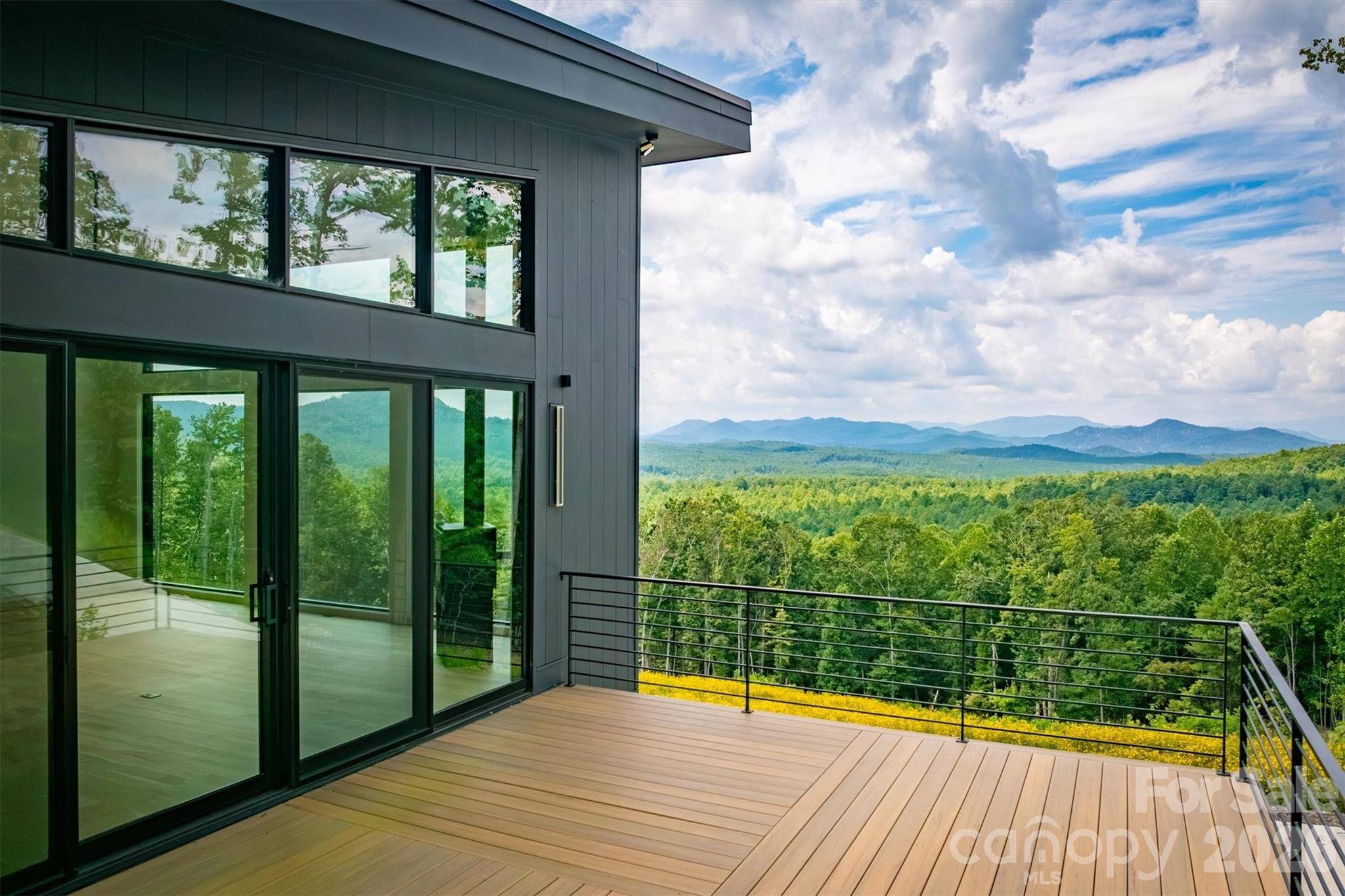 463 Summit TRL, Nebo, NC 28761
