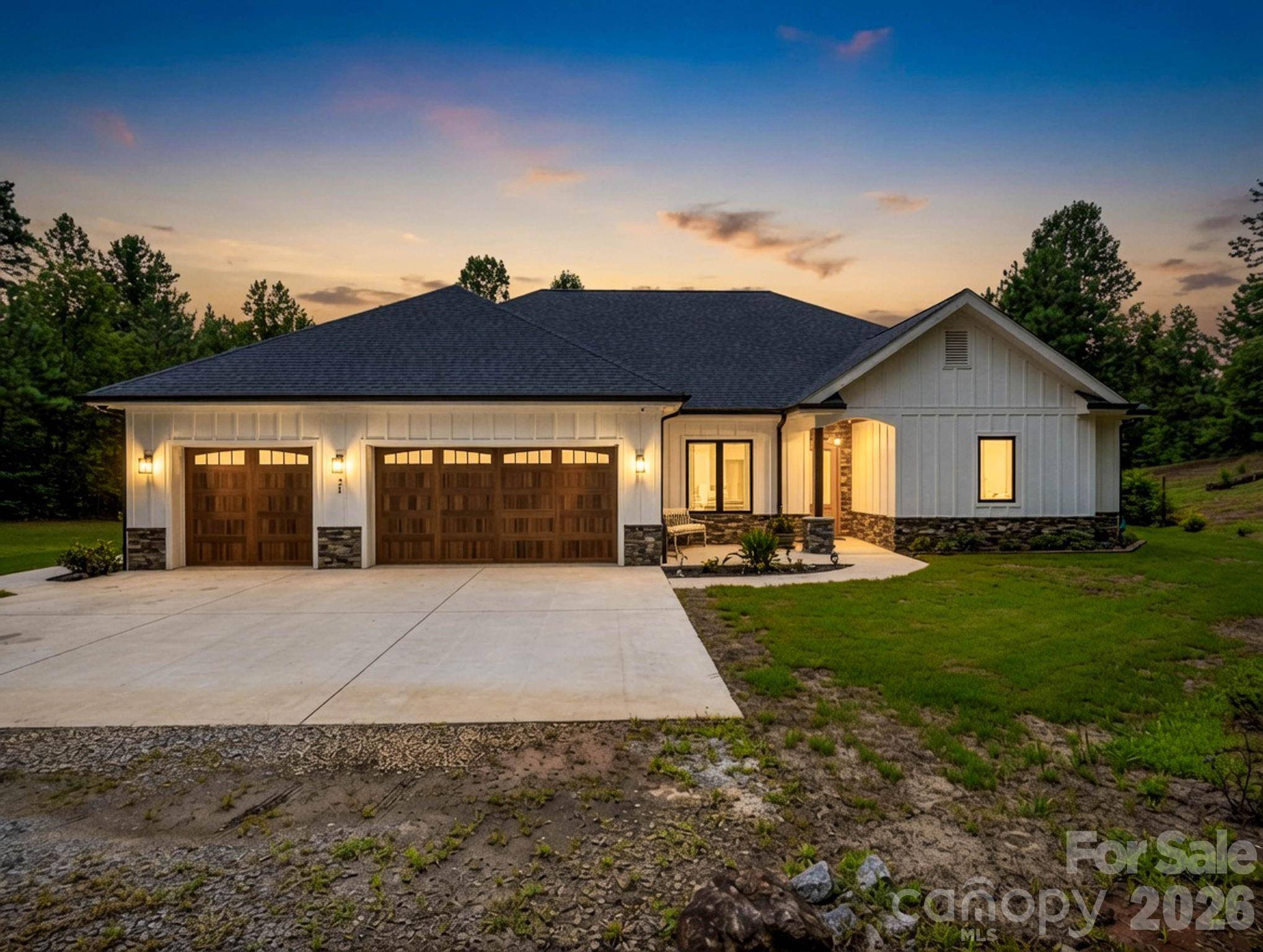 21 Rock Ridge RD, Mill Spring, NC 28756
