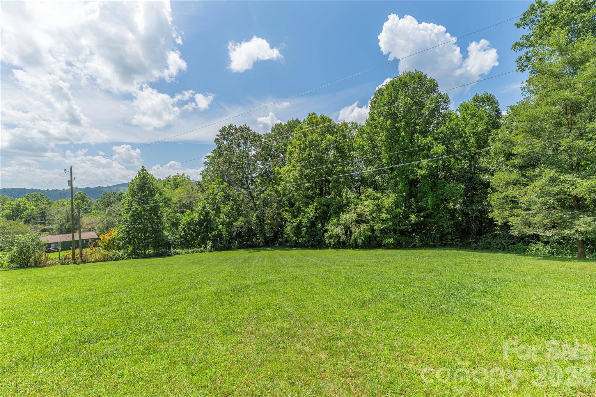 124 Sayles Town PL, Fairview, NC 28730