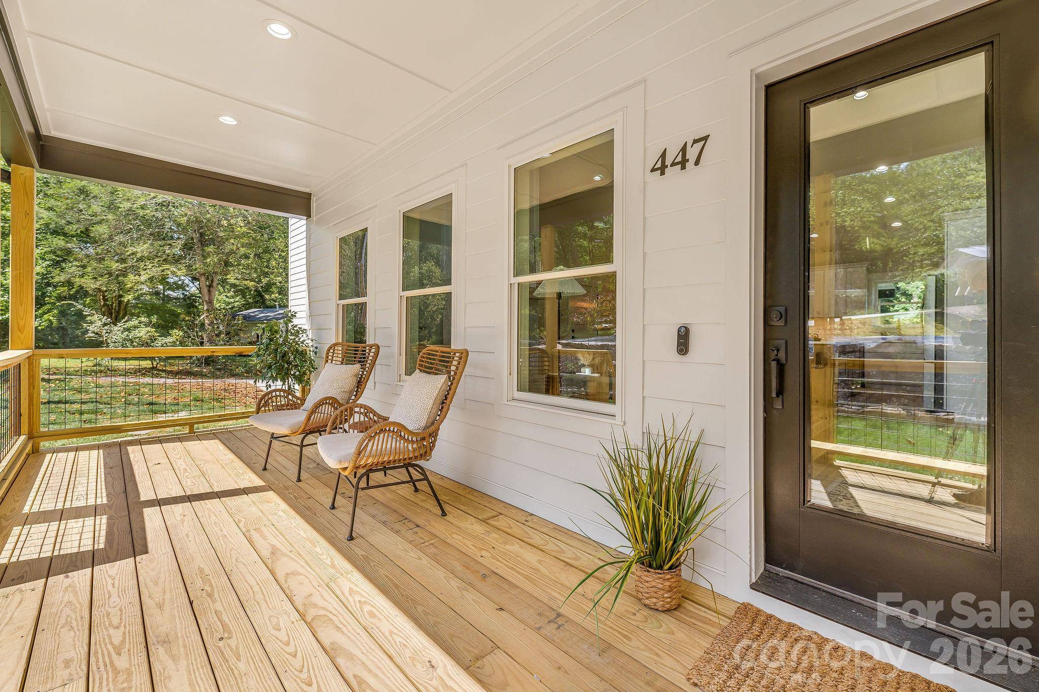 447 Blooming Laurel DR, Hendersonville, NC 28792