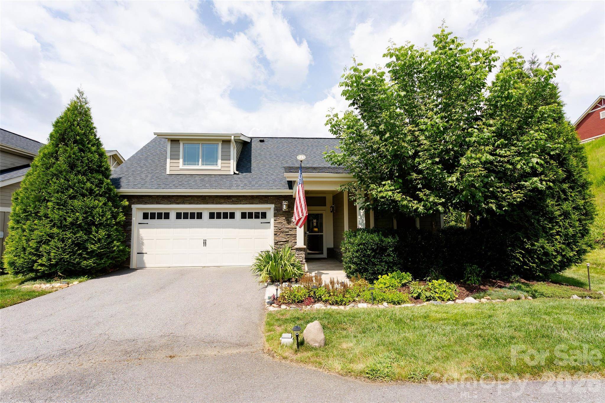 28 Westfield WAY, Candler, NC 28715