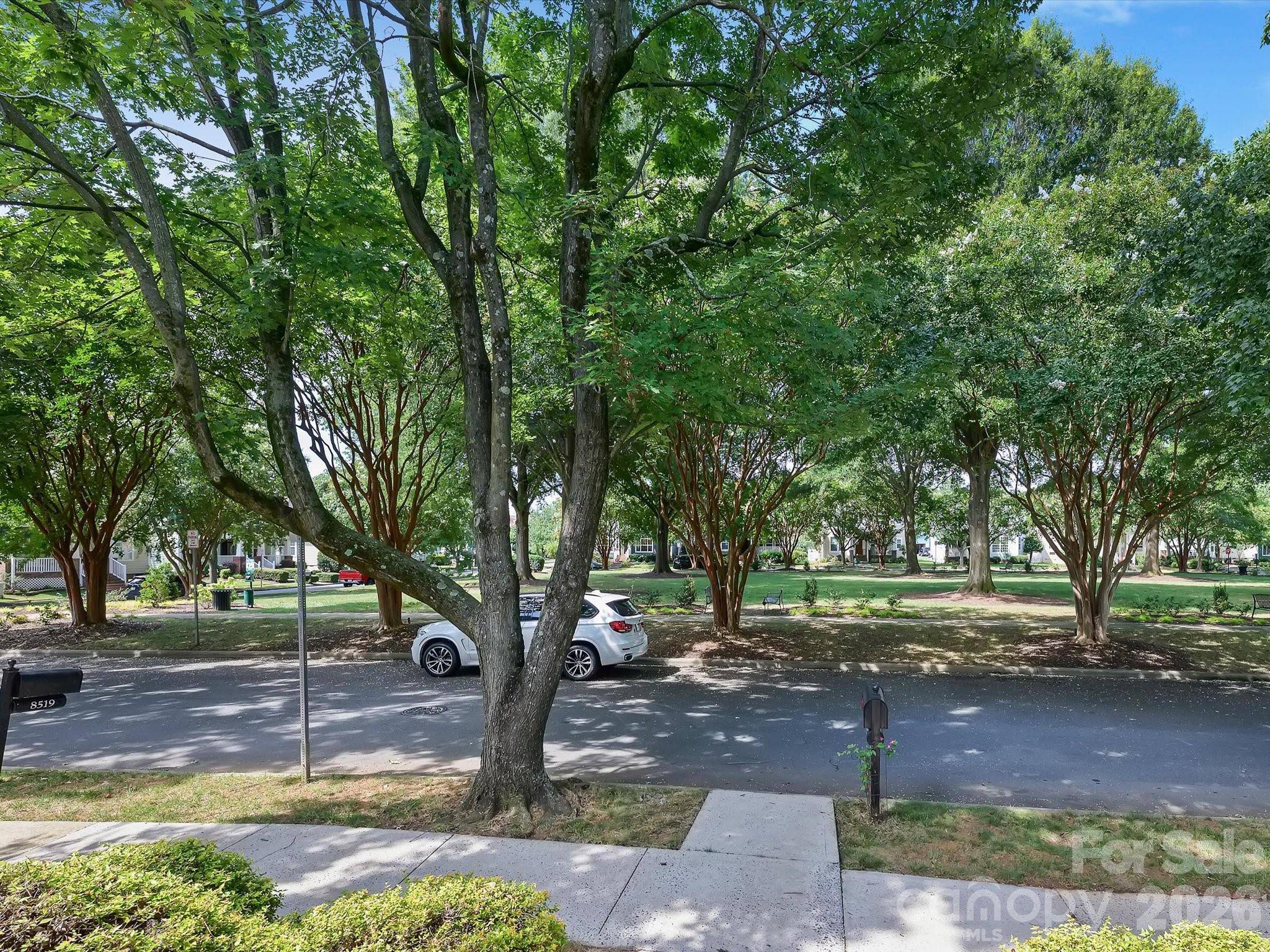 8515 Lindholm DR, Huntersville, NC 28078