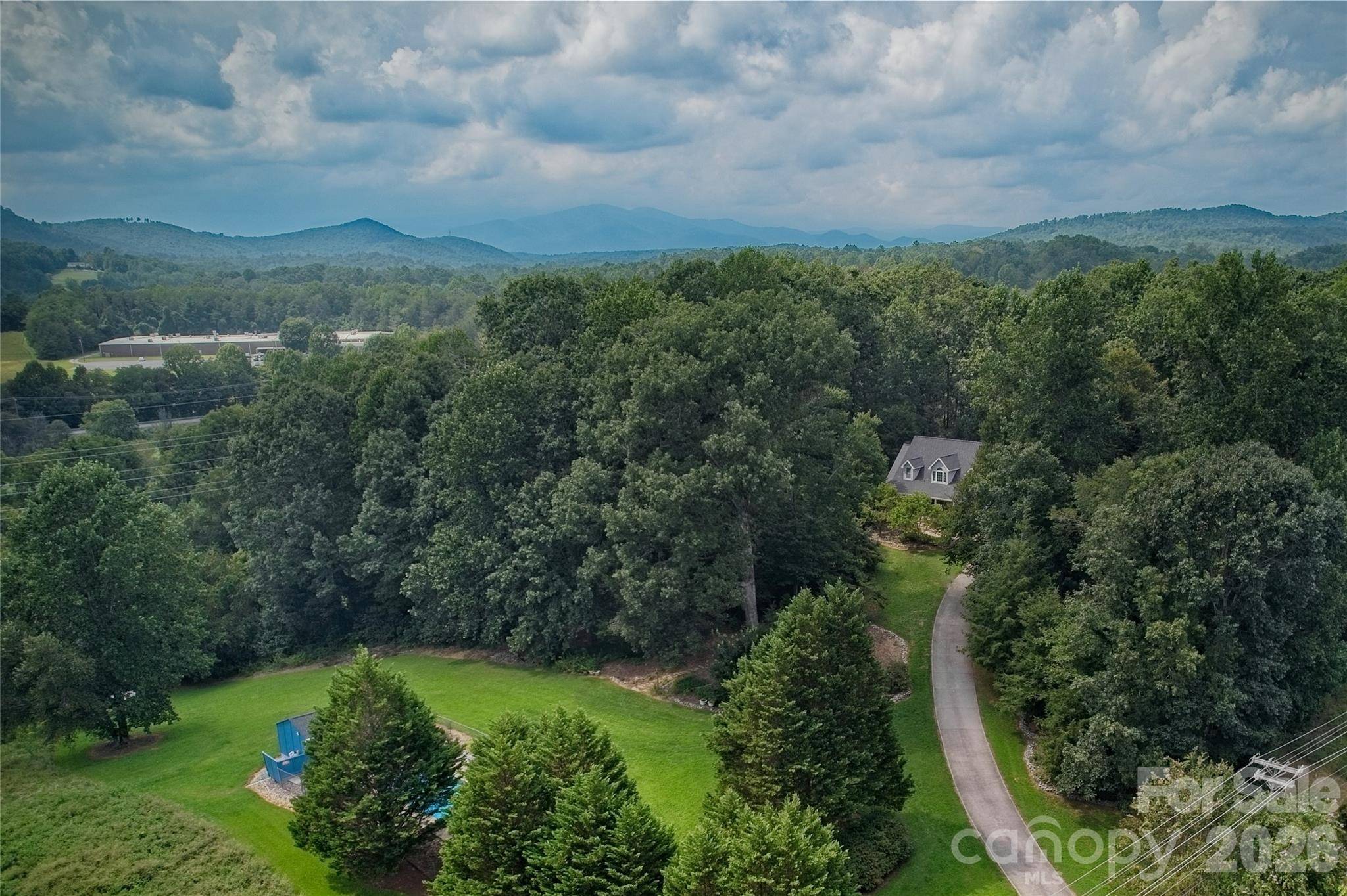 846 Old US 221 HWY S, Marion, NC 28752