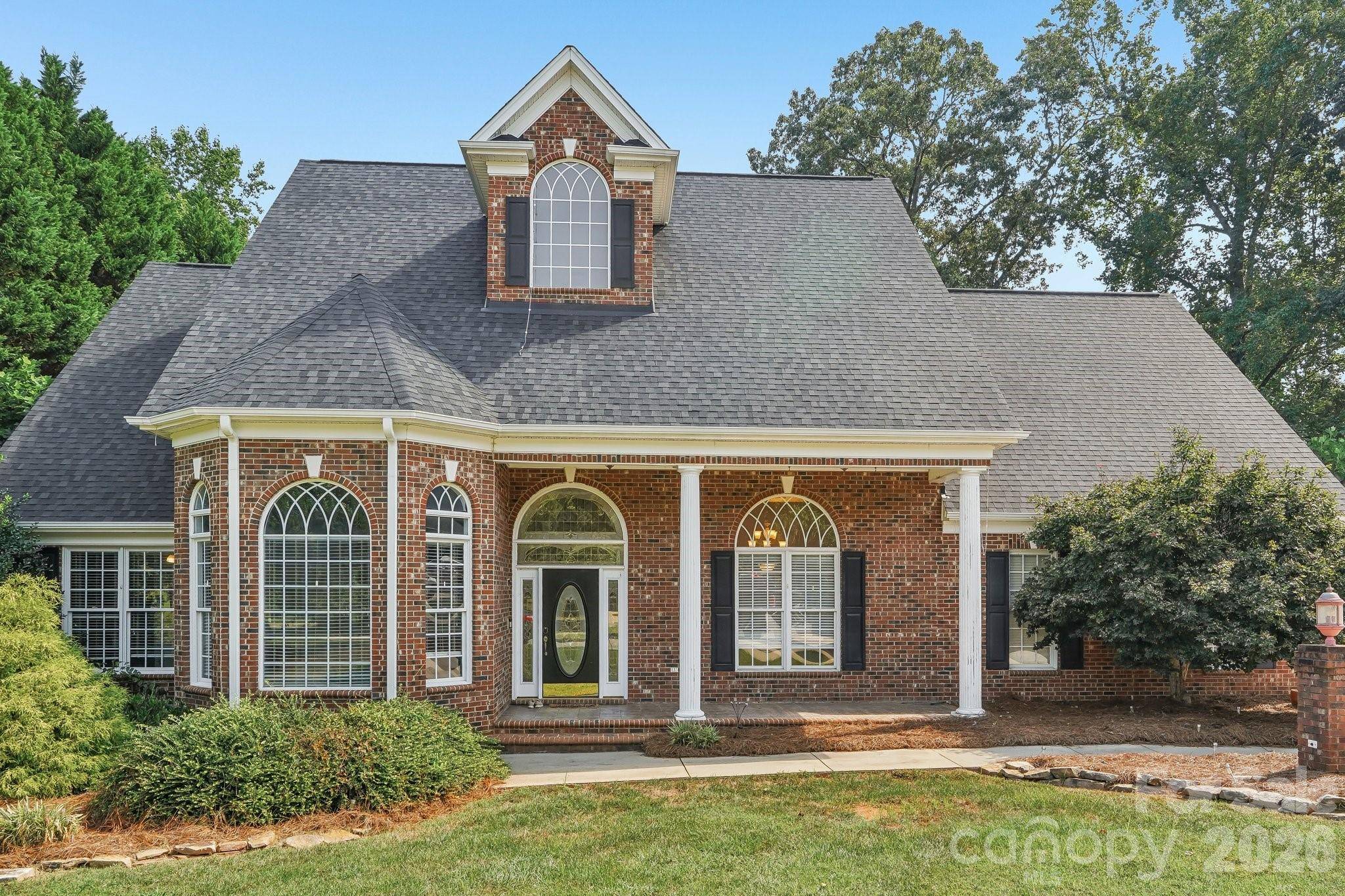 5505 Hickory Leaf CT, Mount Holly, NC 28120