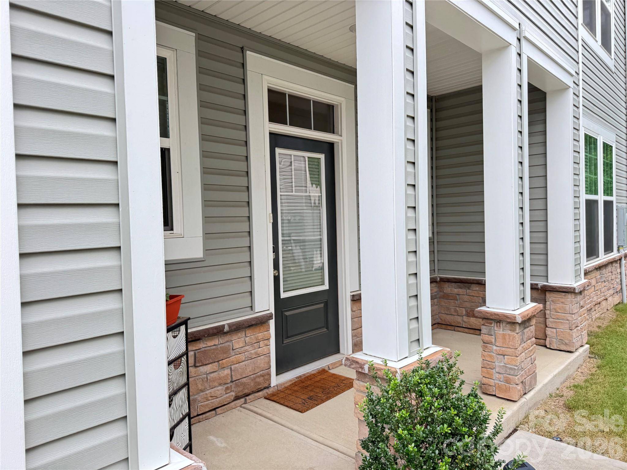 8036 Overmeadow LN, Charlotte, NC 28269