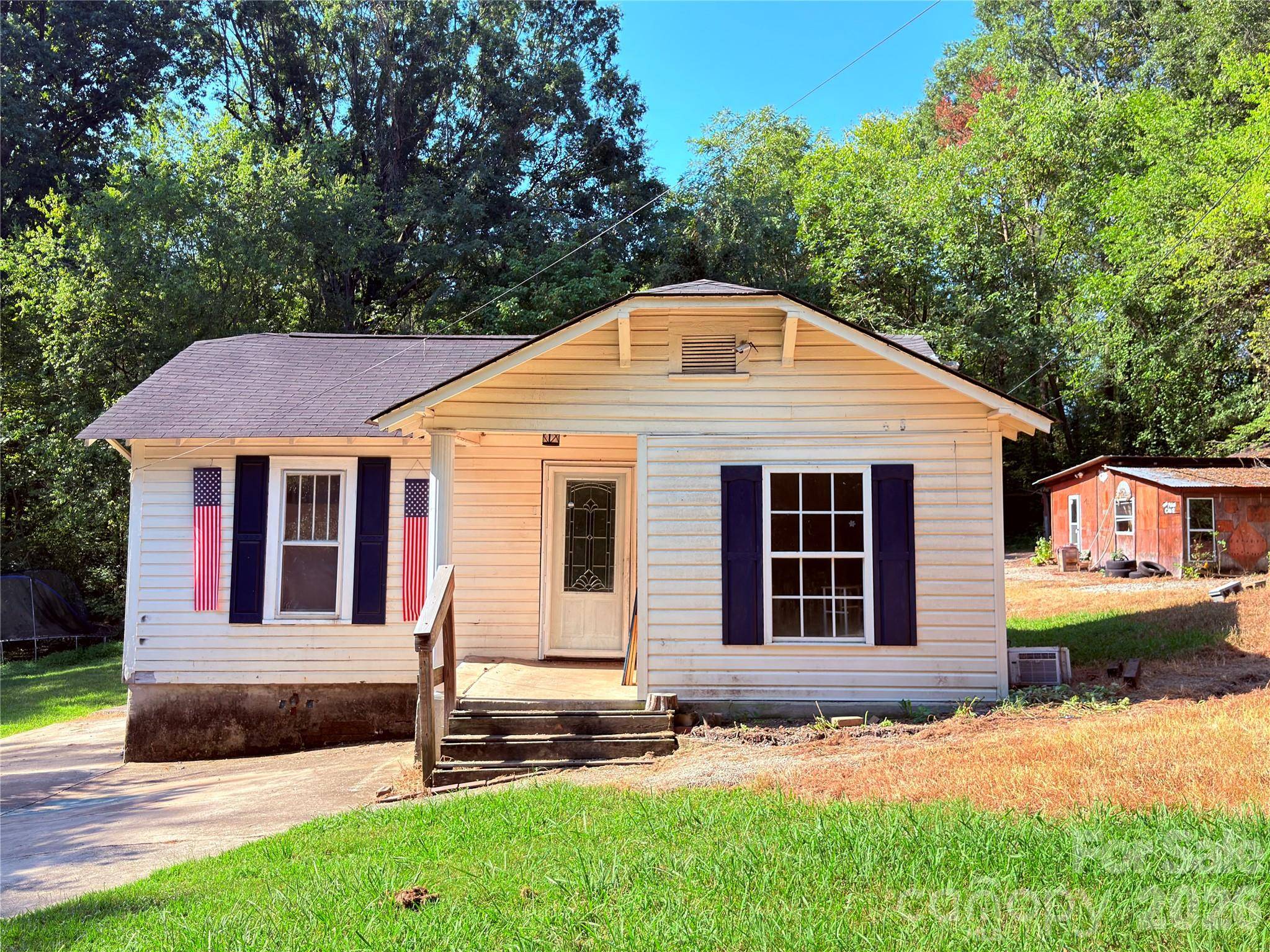 331 Grant ST, Spencer, NC 28159