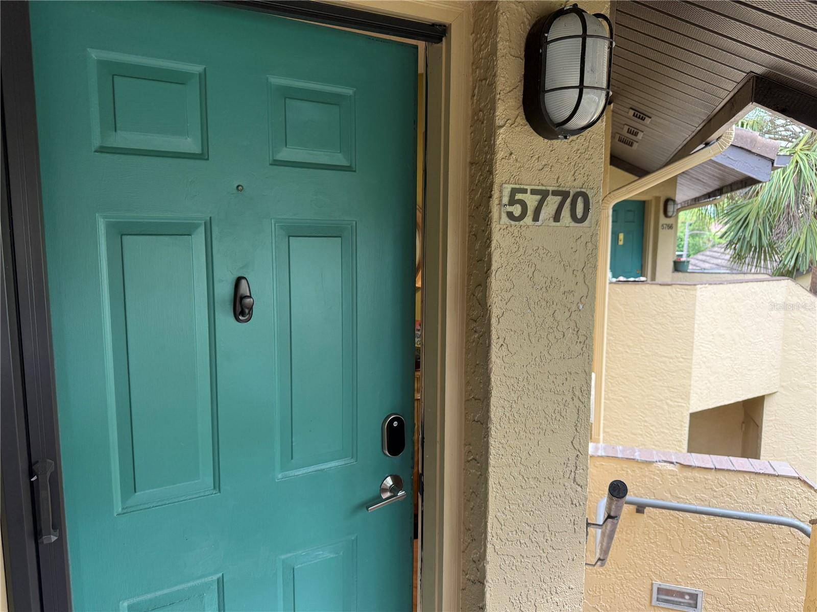 5770 ASHTON LAKE DR #8, Sarasota, FL 34231
