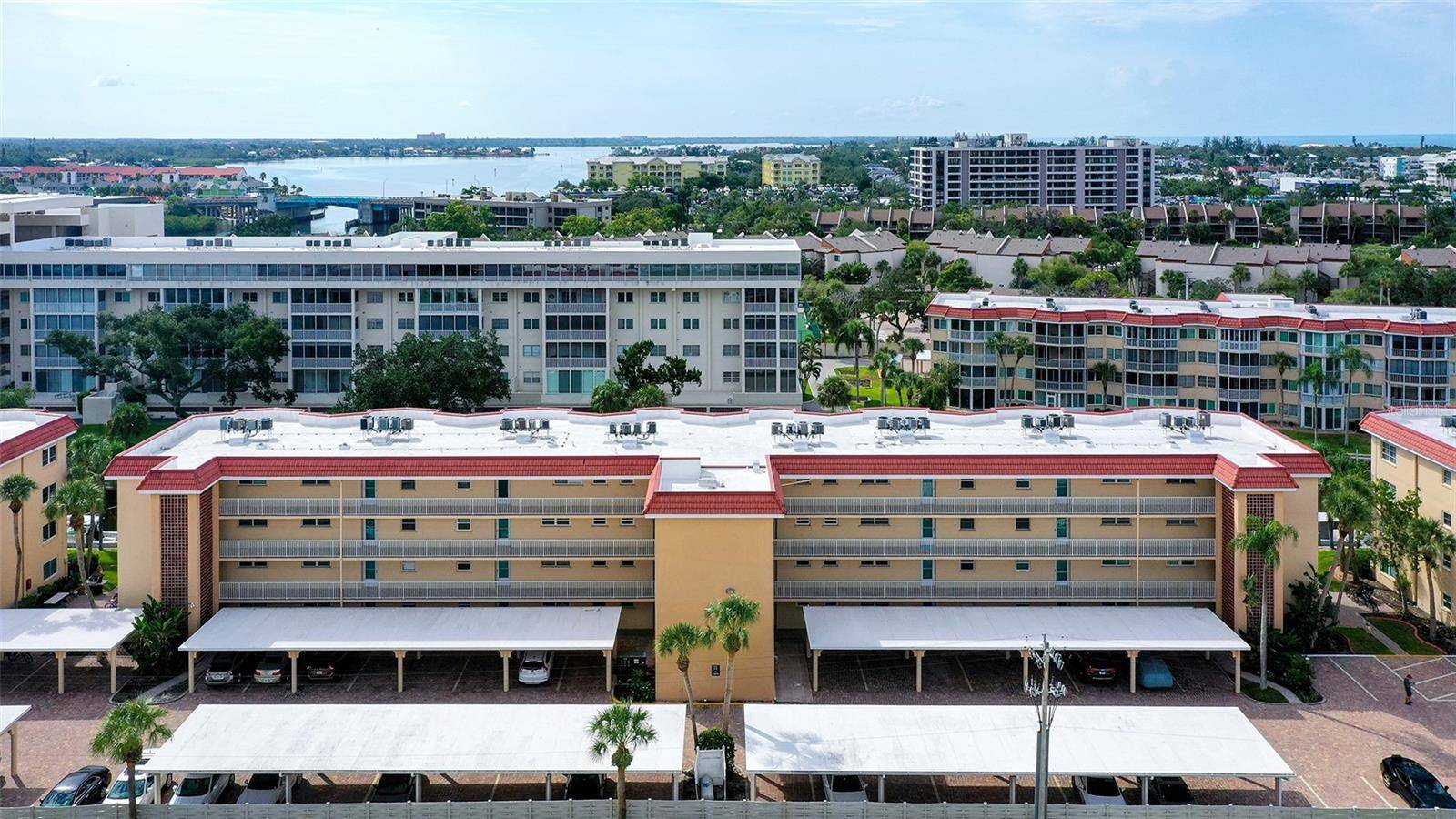 1300 N PORTOFINO DR #103, Sarasota, FL 34242