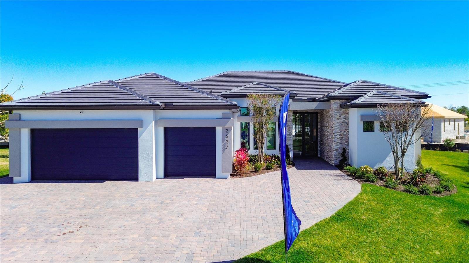 2527 GLEASON Pkwy, Cape Coral, FL 33914