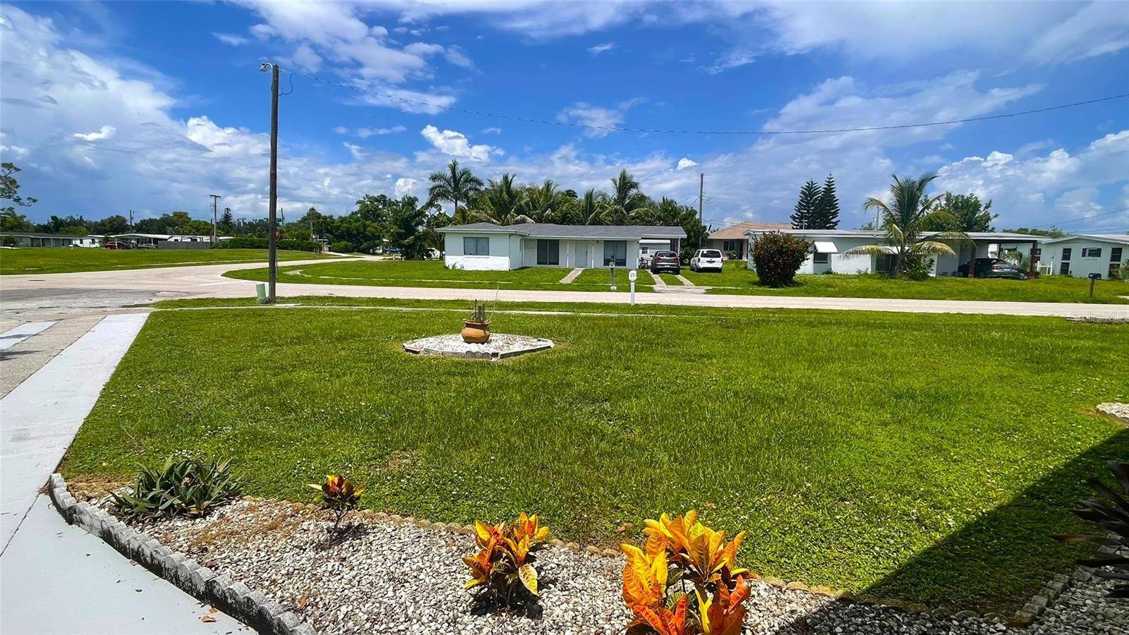 721 SHARON CIR, Port Charlotte, FL 33952