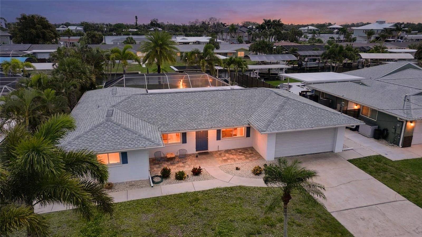 1433 LEMON BAY DR, Englewood, FL 34223