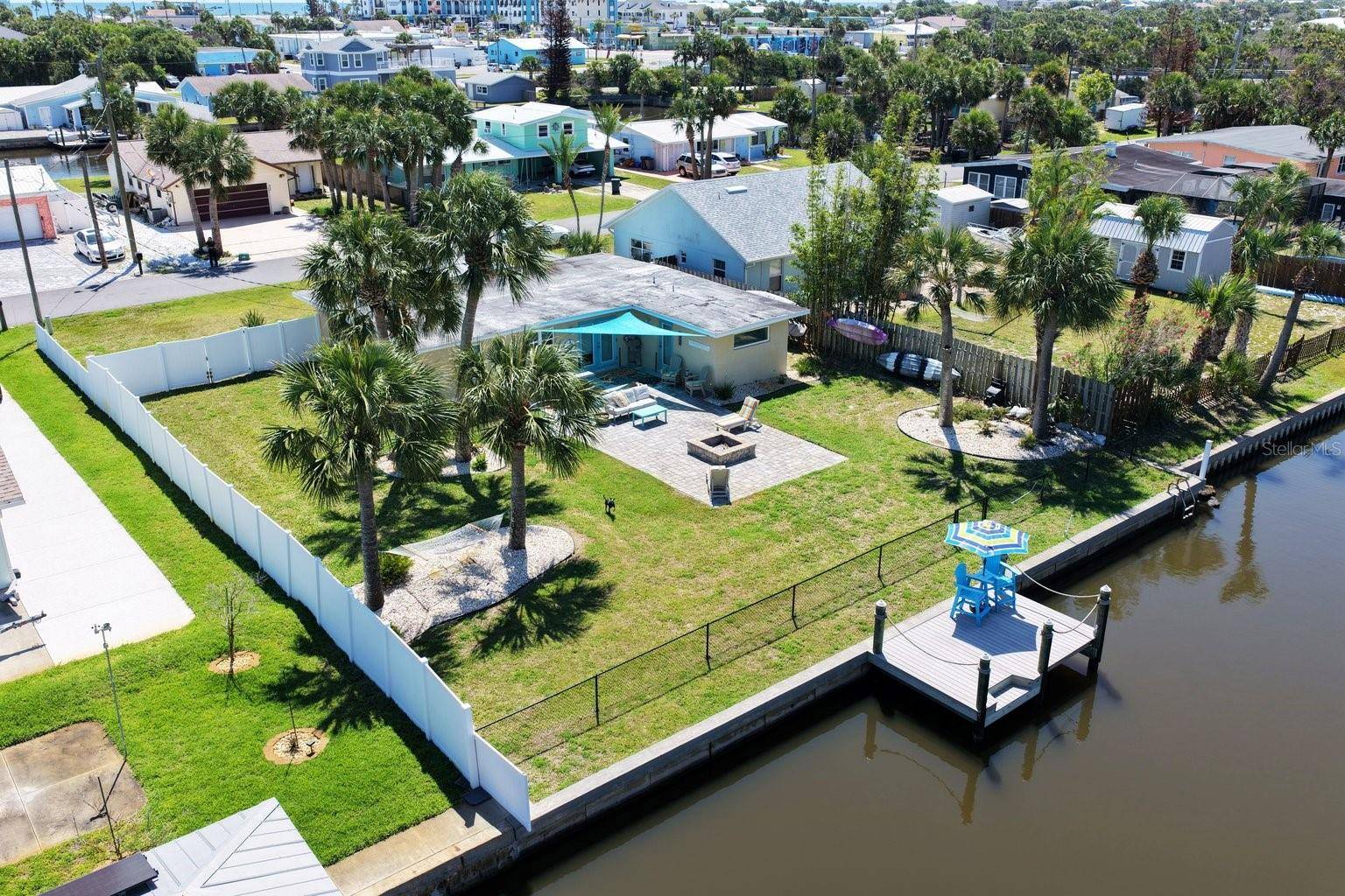 119 N PALMETTO AVE, Flagler Beach, FL 32136