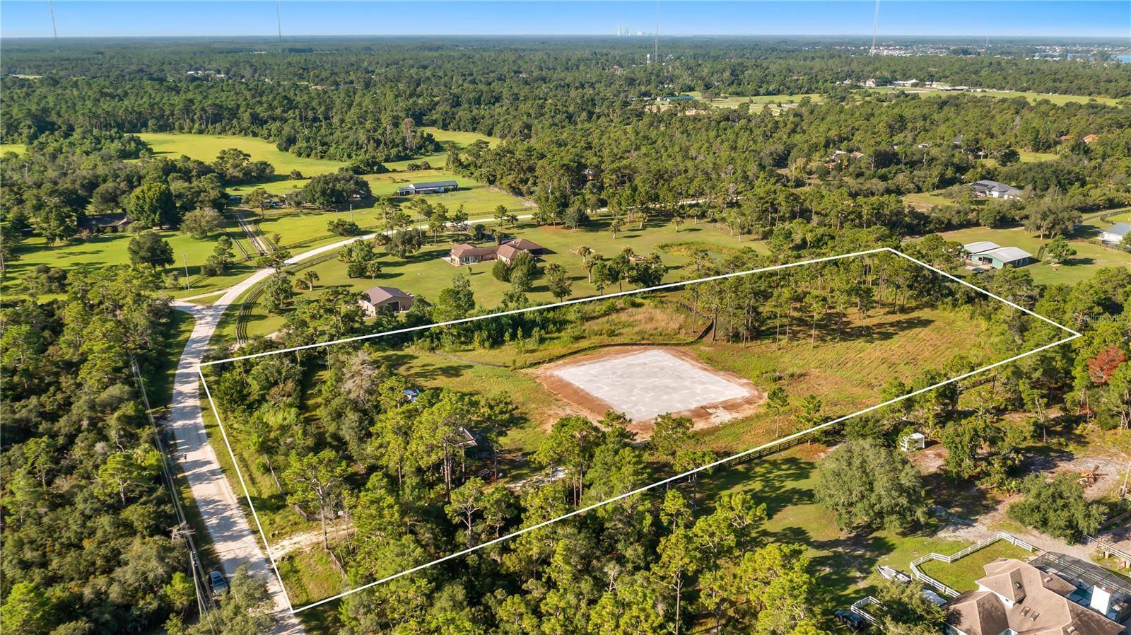2521 MILLS CREEK RD, Chuluota, FL 32766