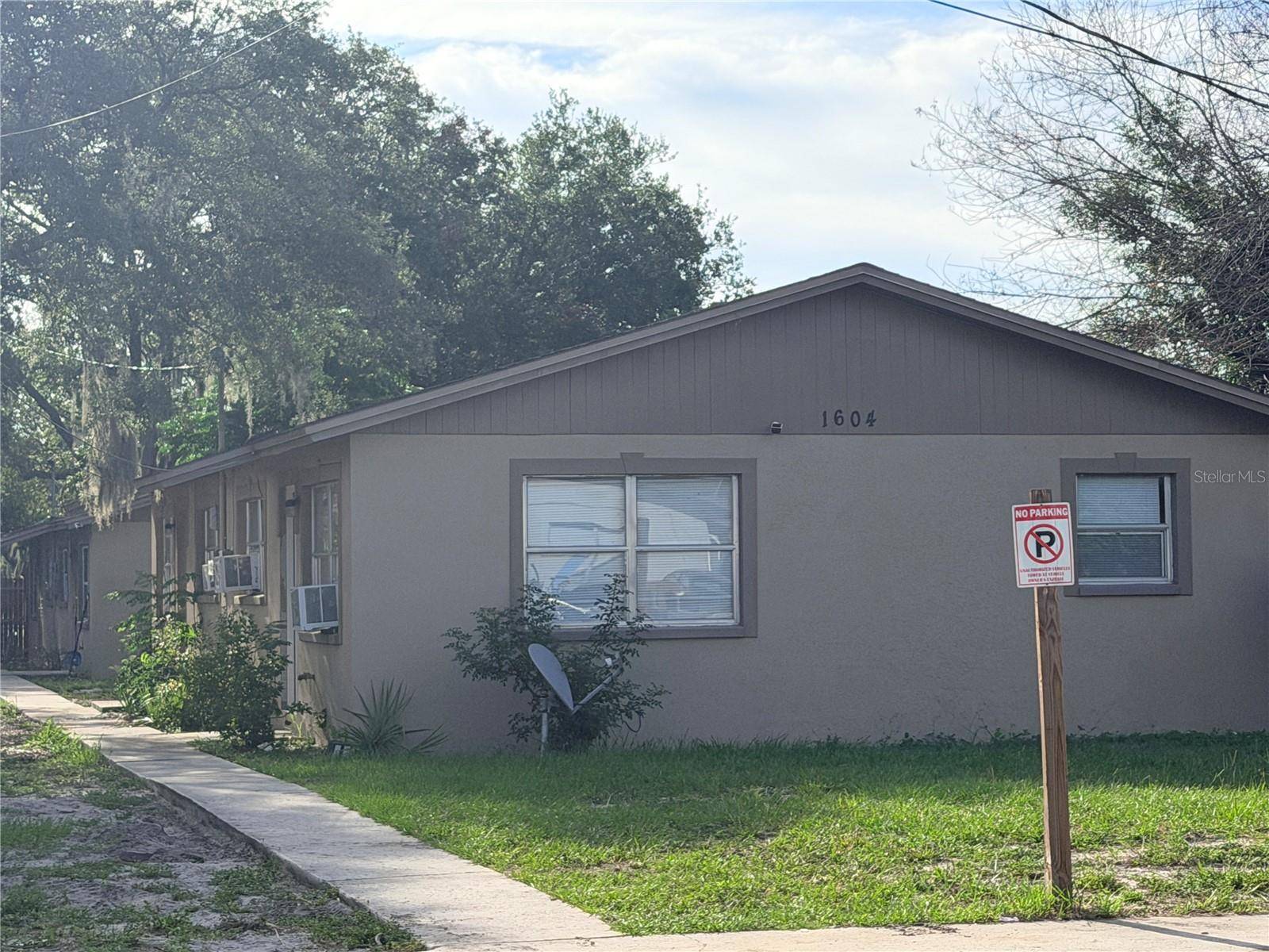 1604 2ND ST NW, Winter Haven, FL 33881