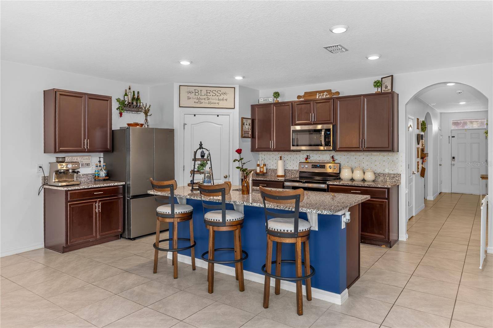 319 CHARLES DR, Deland, FL 32724