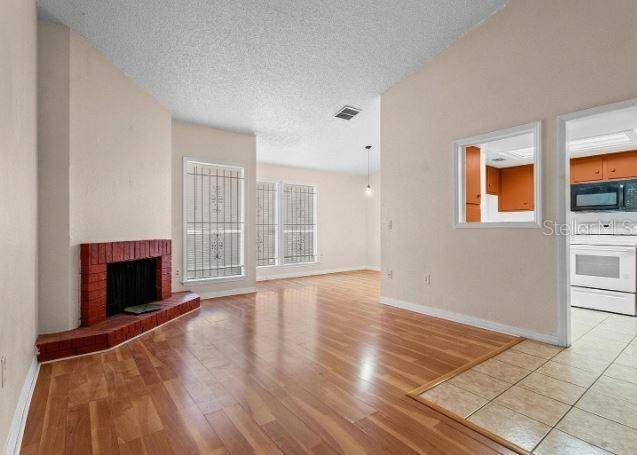652 SAINT JOHNS CT #652, Winter Park, FL 32792