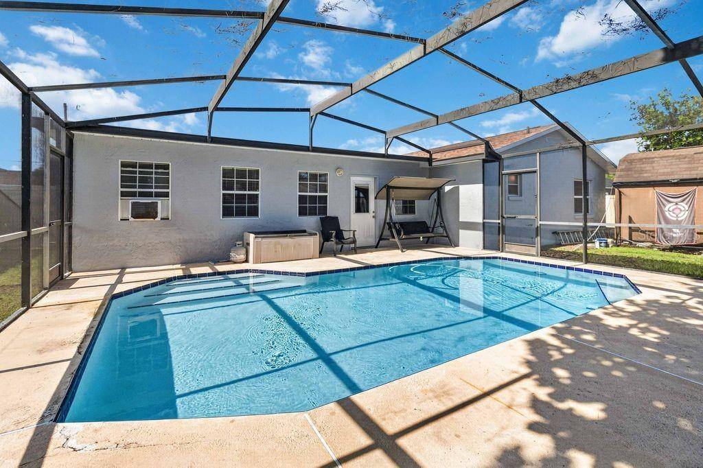 664 MADRID DR, Kissimmee, FL 34758