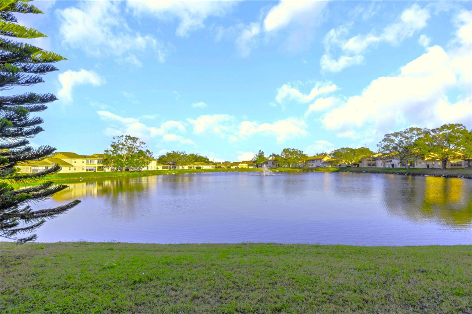 1034 BOWSPRIT LN, Holiday, FL 34691